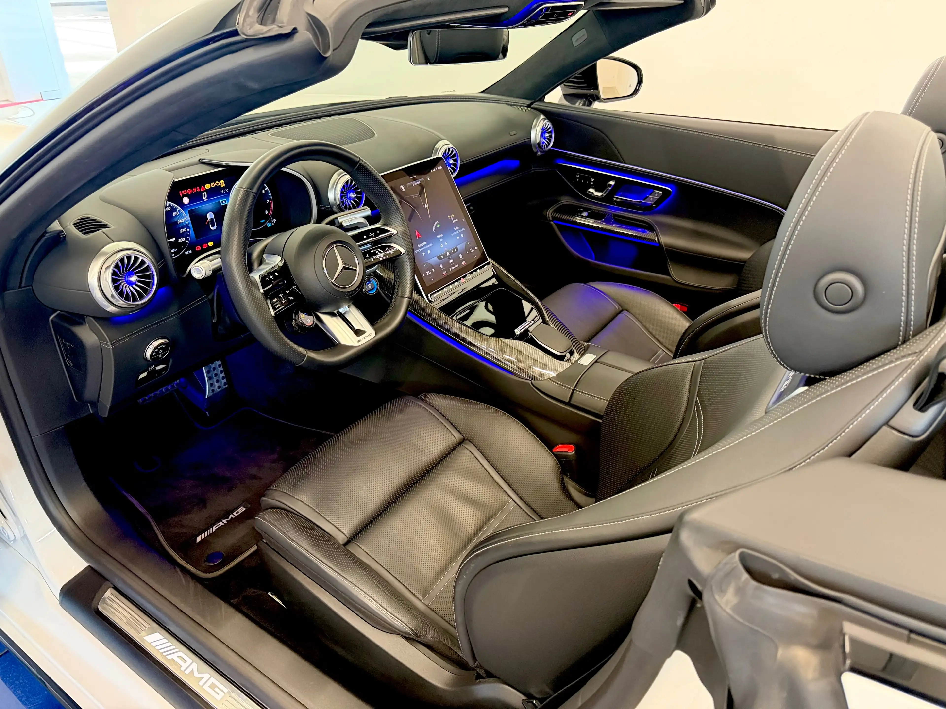 Mercedes-Benz SL 43 AMG V8 Styling Paket,Night Paket,Dynamic Plus Paket — photo 21