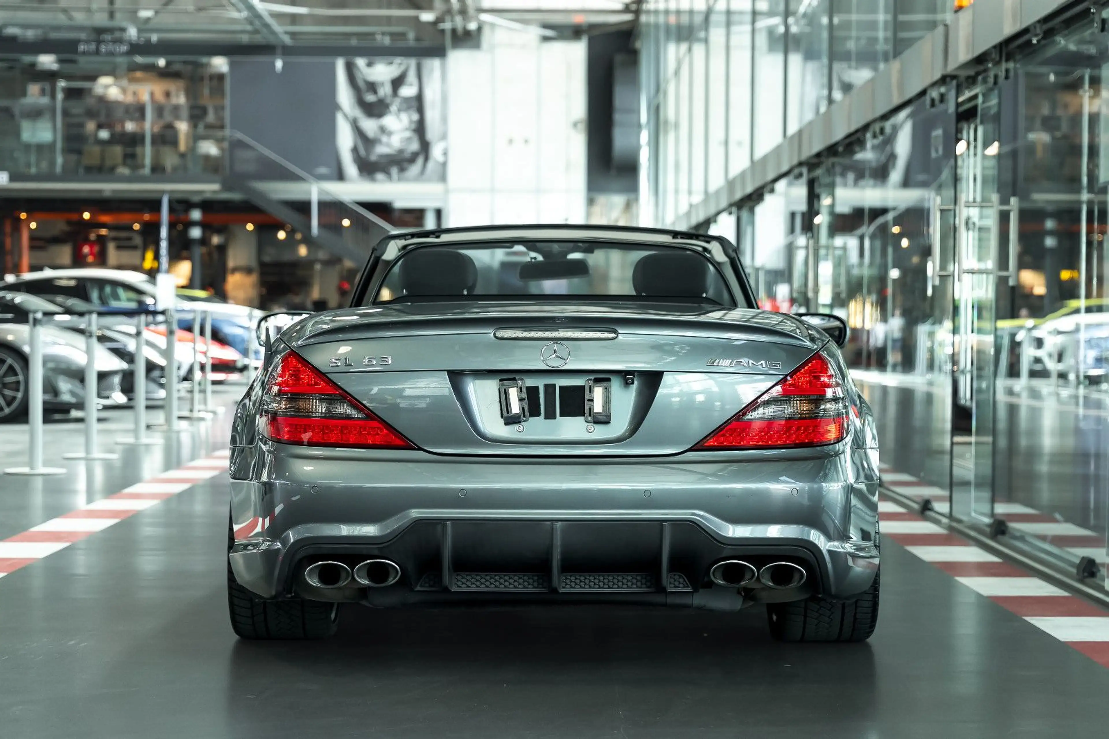 Mercedes-Benz SL 63 AMG — photo 3