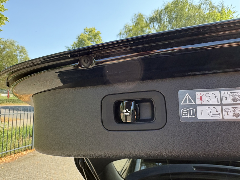 Mercedes-Benz C 300 Estate e AMG Line|Panoramadak|Trekhaak|360 Camera| — photo 11