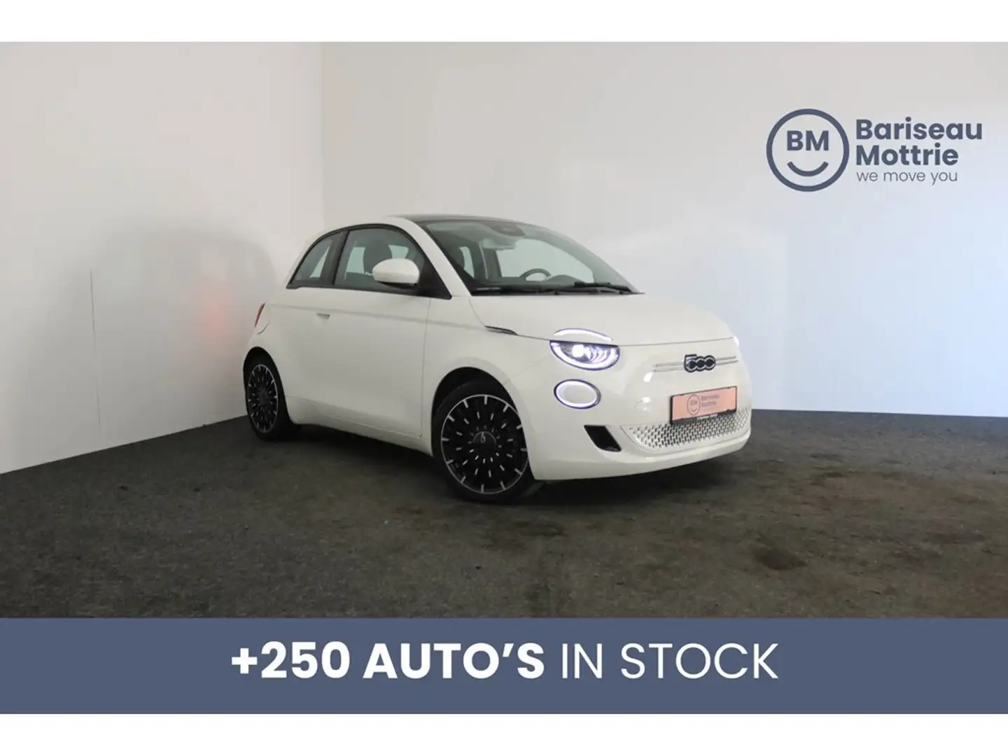 Fiat 500e 42KWH ICON PLUS *PANO DAK*DAB*GPS*CAMERA*BTW AFTRE Bianco - 1