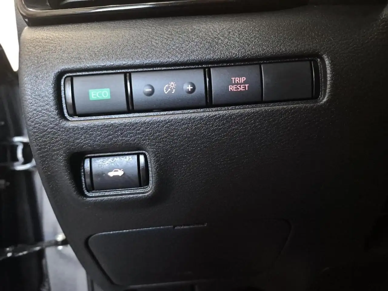 Nissan Sentra снимка Nissan Sentra