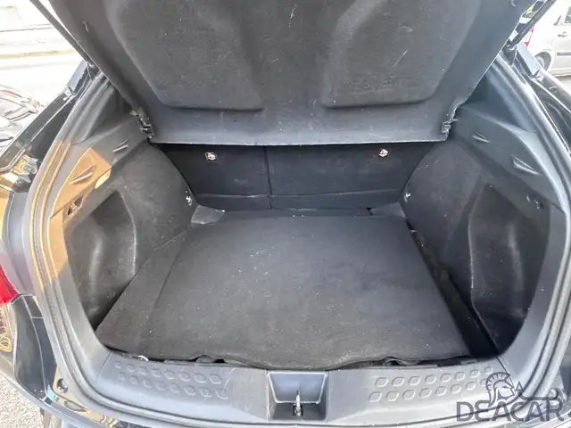 Toyota C-HR view 10