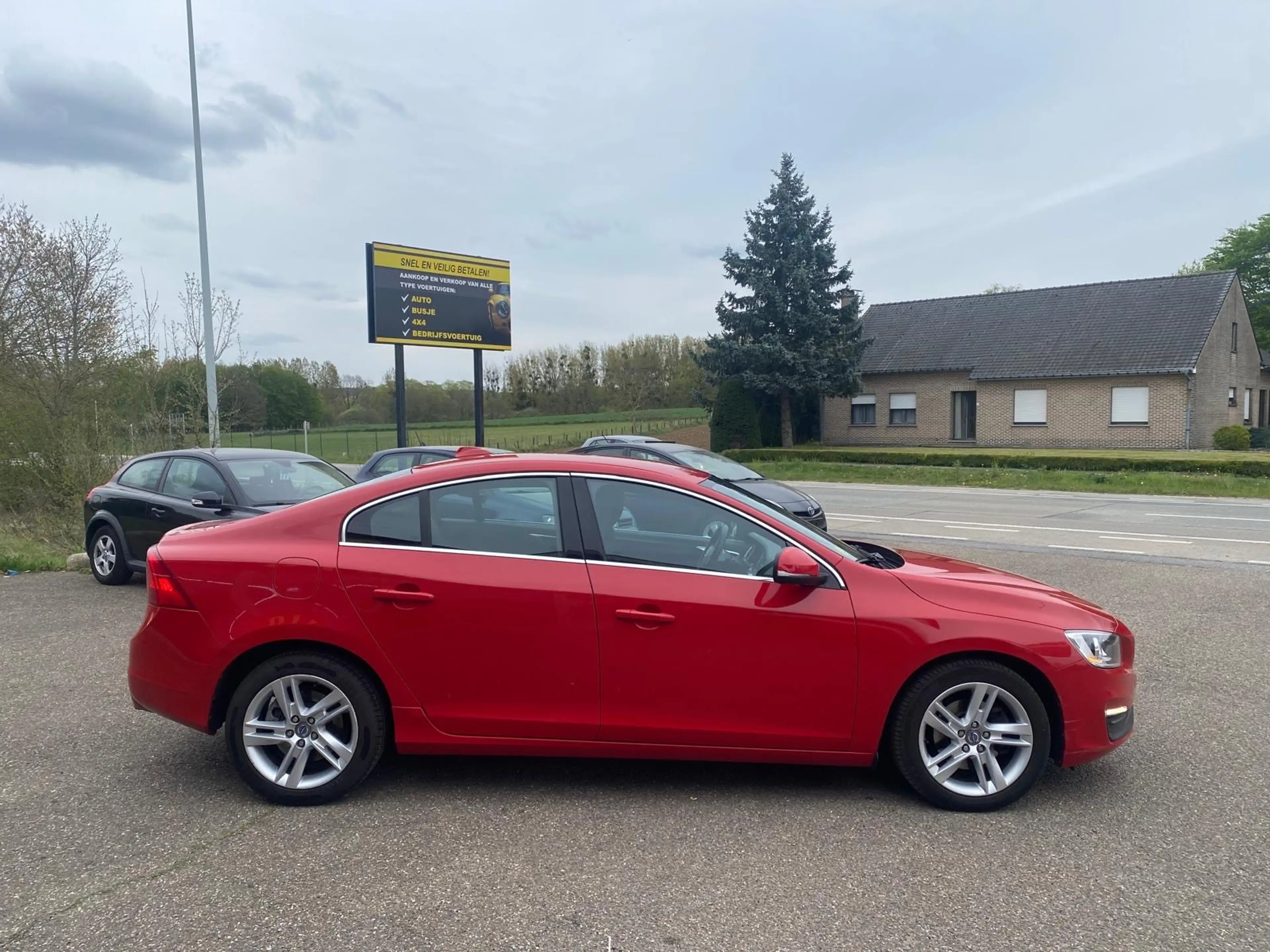 Volvo S60 S60 2.0 D4 Momentum — photo 4