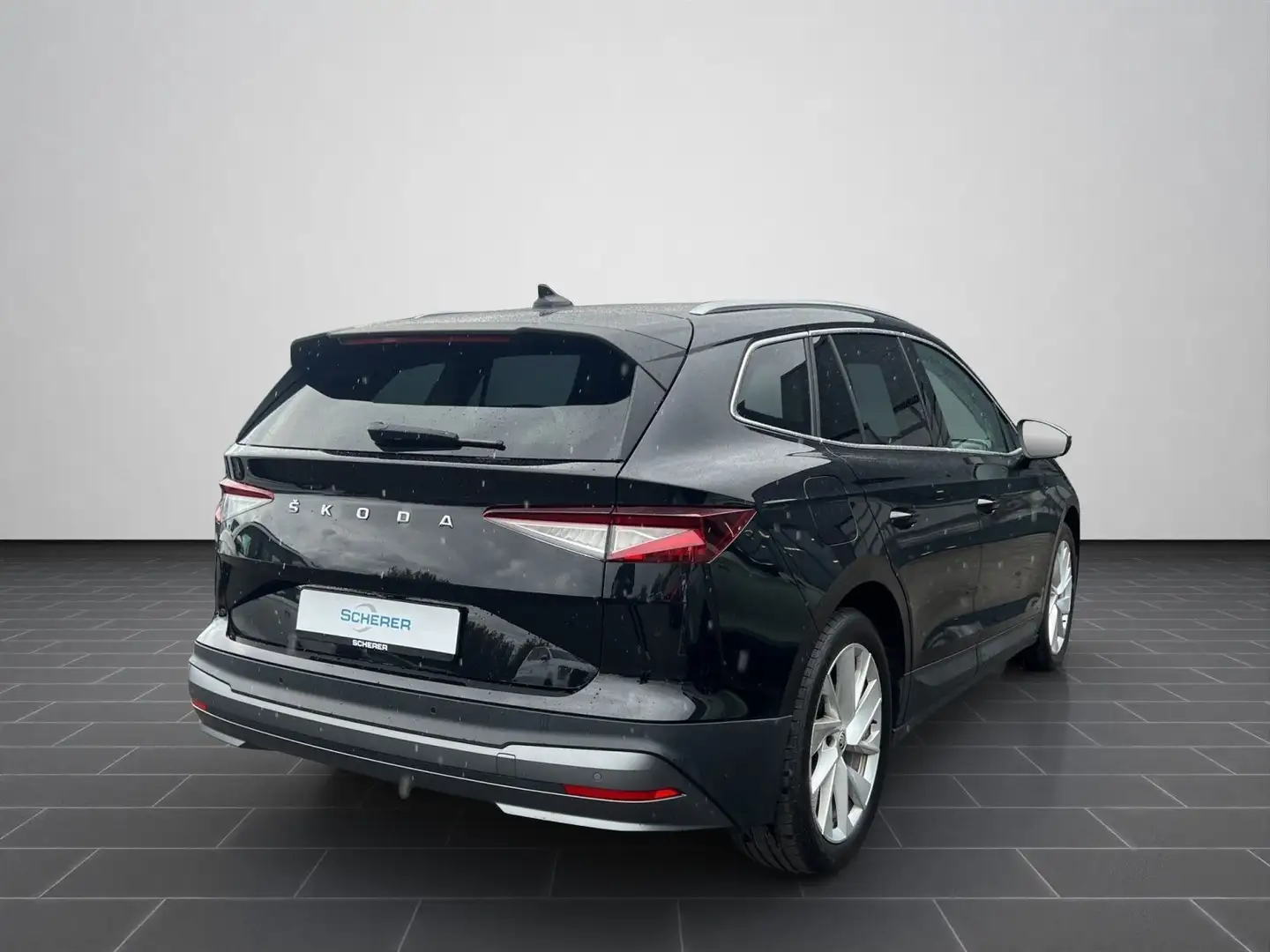 Skoda Enyaq iV 60 Loft 62kWh 20" LED NAVI PDC RFK Schwarz - 2