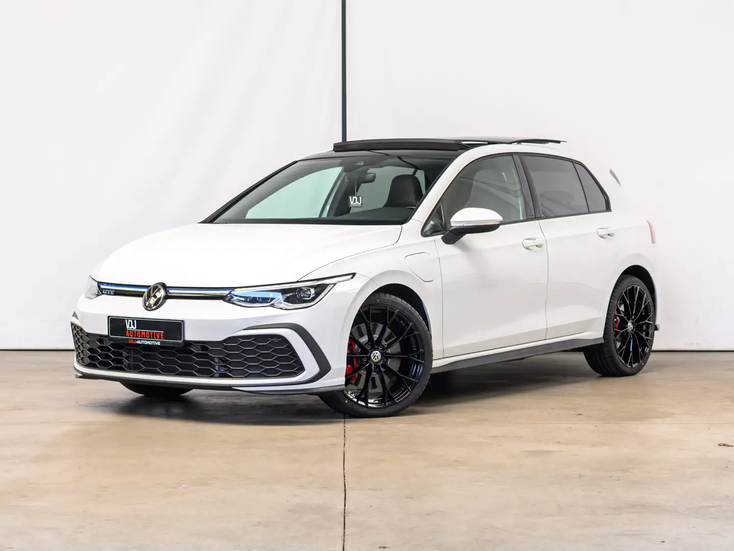 Volkswagen Golf GTE 1.4 TSI GTE DSG | GARANTIE | PANO | IQ | Wit - 1