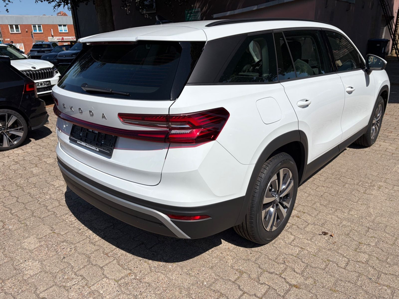 Skoda Kodiaq 1.5 TSI mHEV Selection ACC AHK Matrix 18 — photo 3