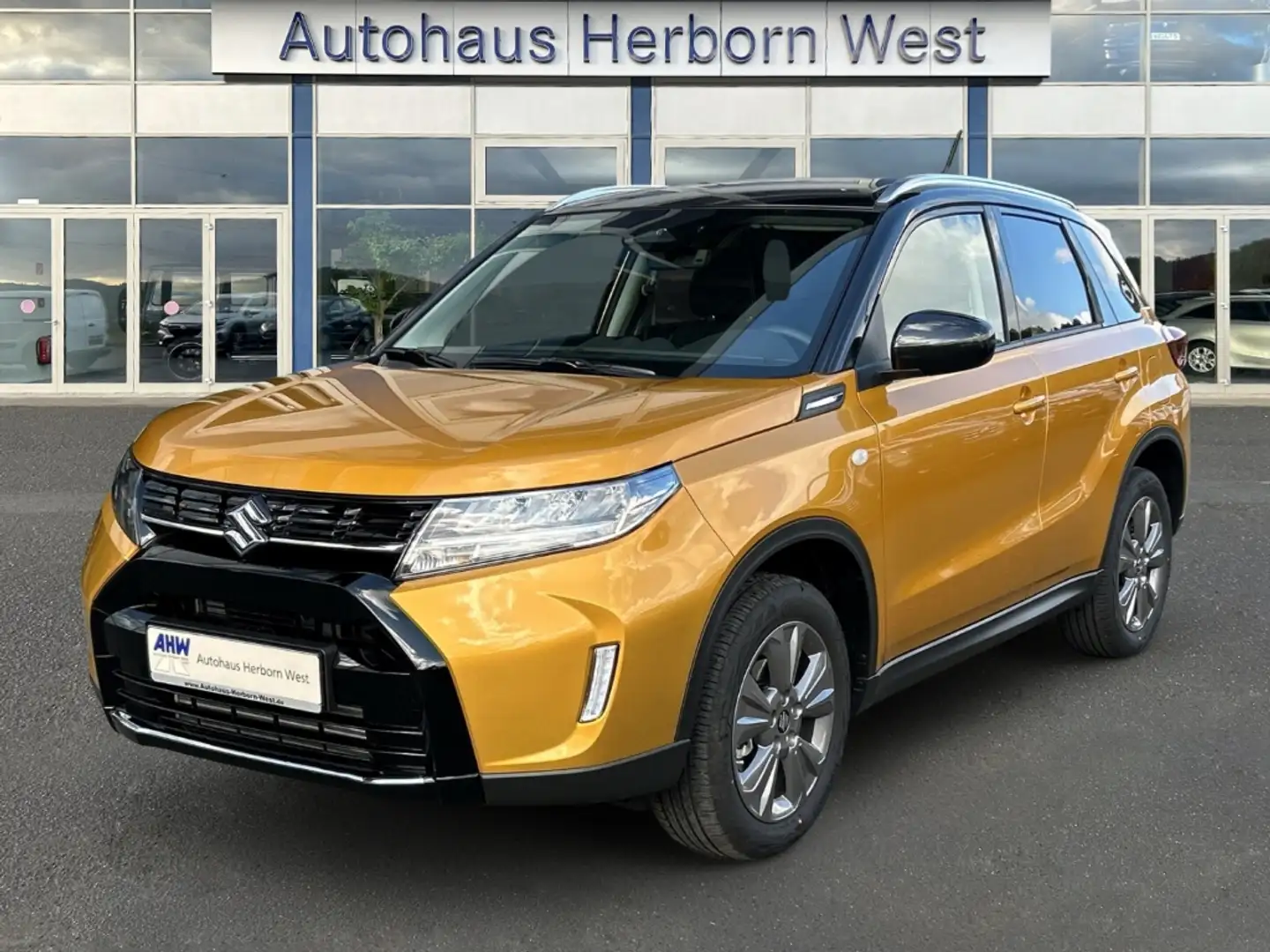 Suzuki Vitara 1.4 GL+ Facelift Zweifarbig Navi SHZ PDC Assistenz Amarillo - 1