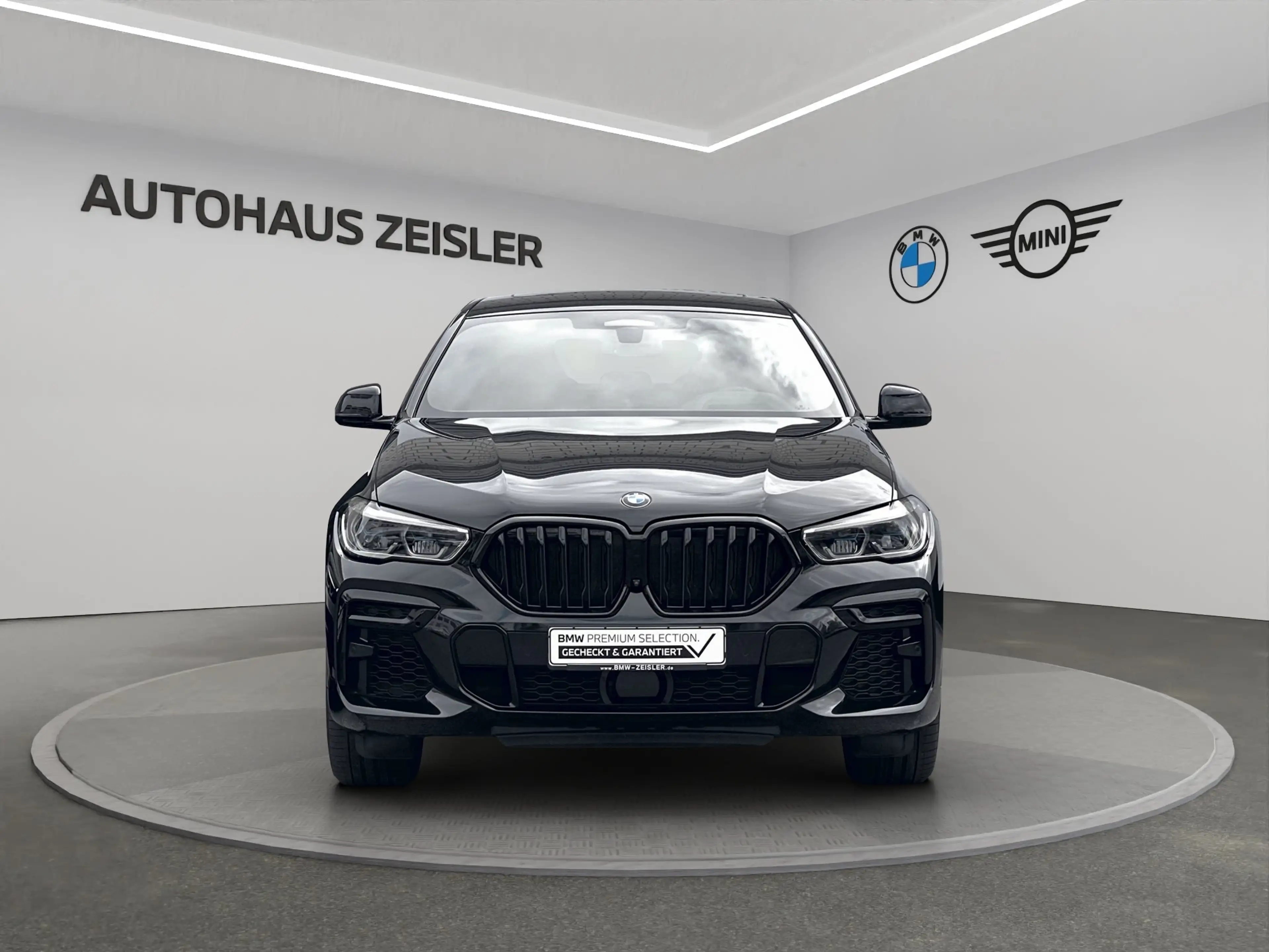 BMW X6 M50i — photo 5