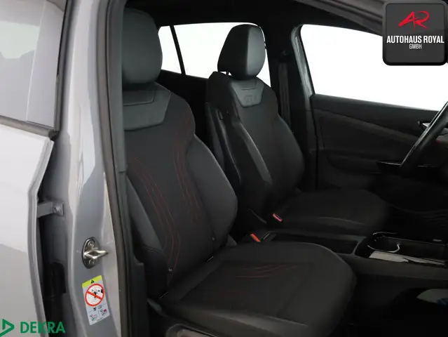 Volkswagen Id.4 view 11