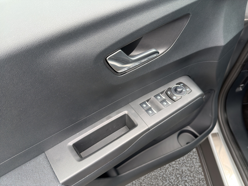 Ford Tourneo Courier Benzin Active — photo 13