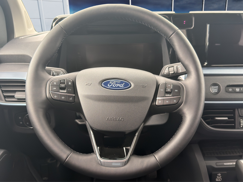 Ford Tourneo Courier Benzin Active — photo 15