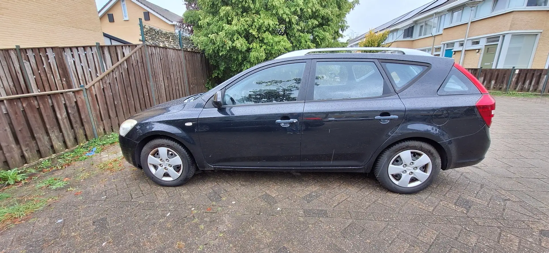 Kia Ceed / cee'd 1.4 X-tra ISG Czarny - 1