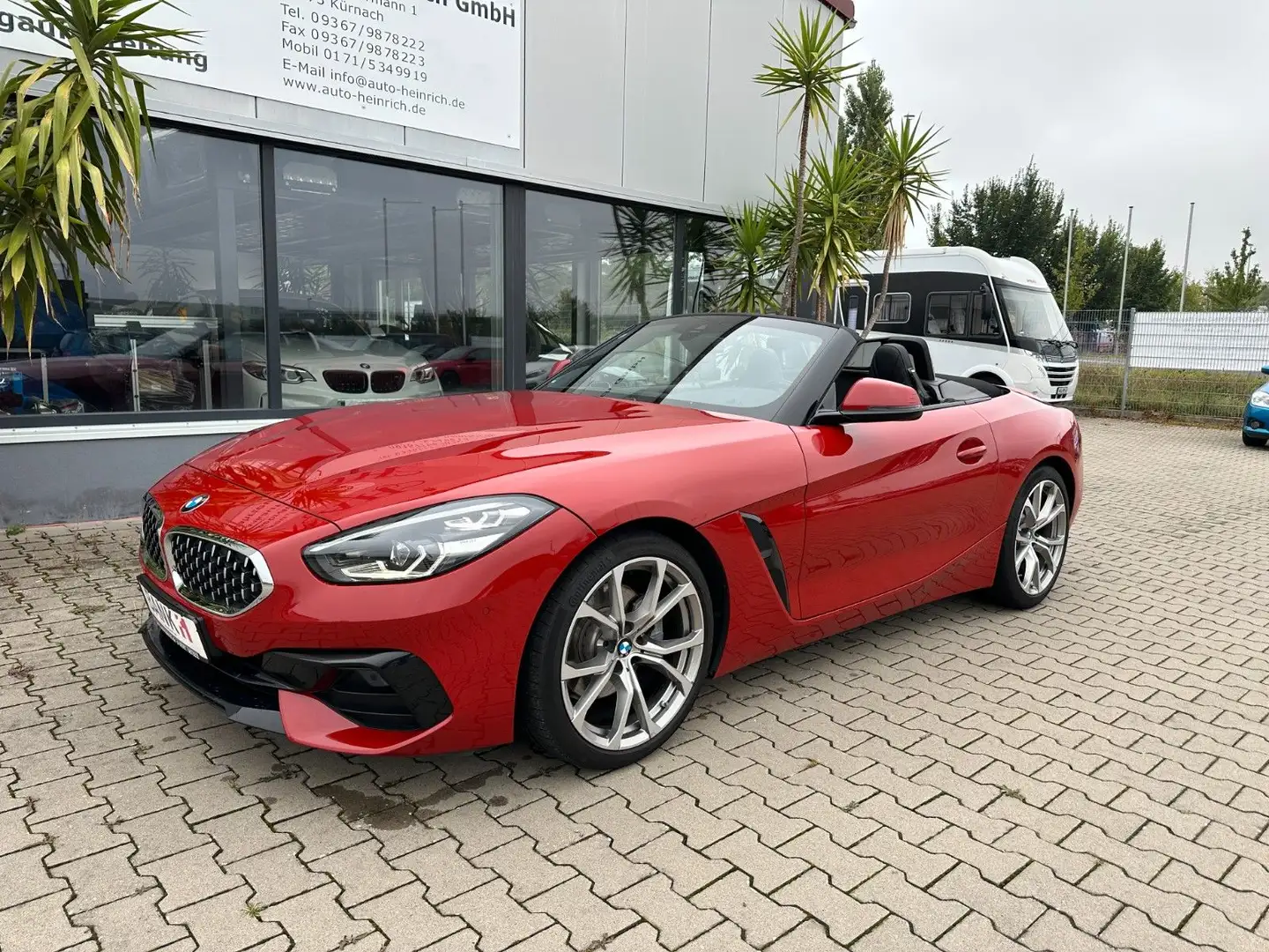 BMW Z4 Roadster sDrive 20 i Sport Line Rot - 1