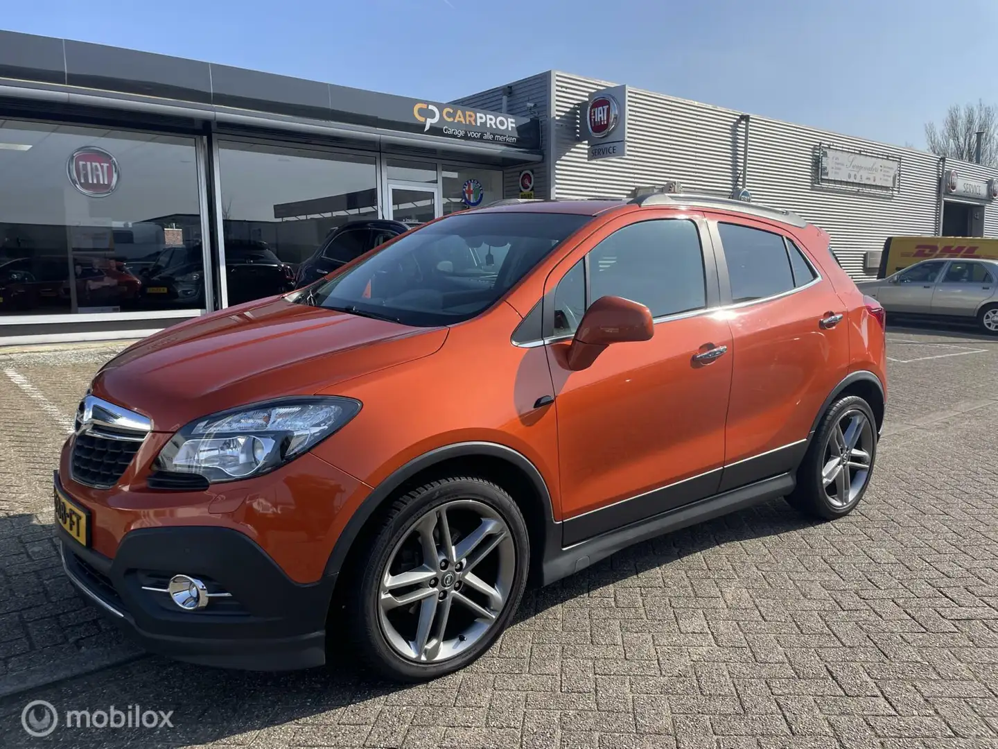 Opel Mokka 4x4 speciale Editie / rondom sportpakket Oranje - 1