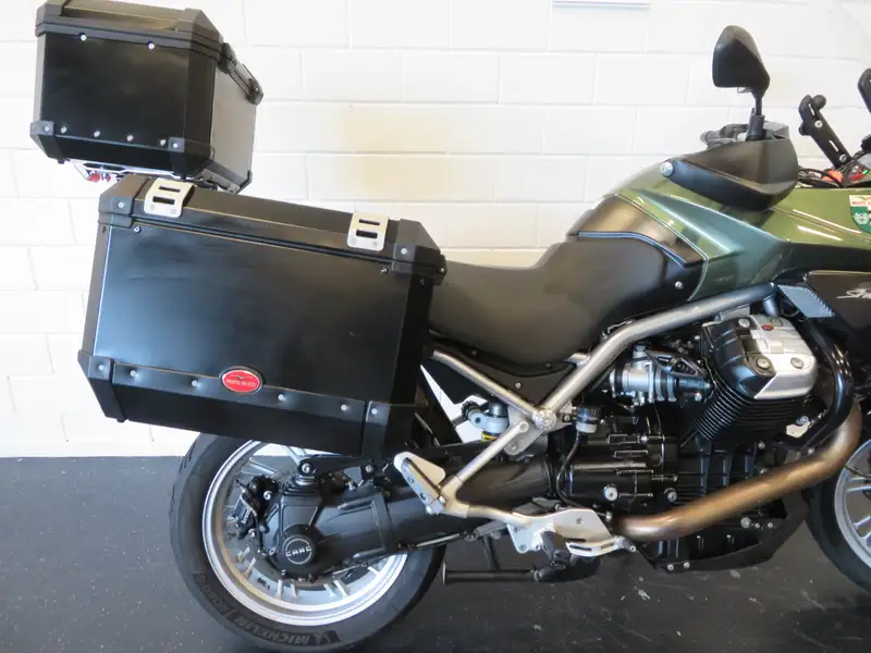 Moto Guzzi Stelvio 1200 - foto 4