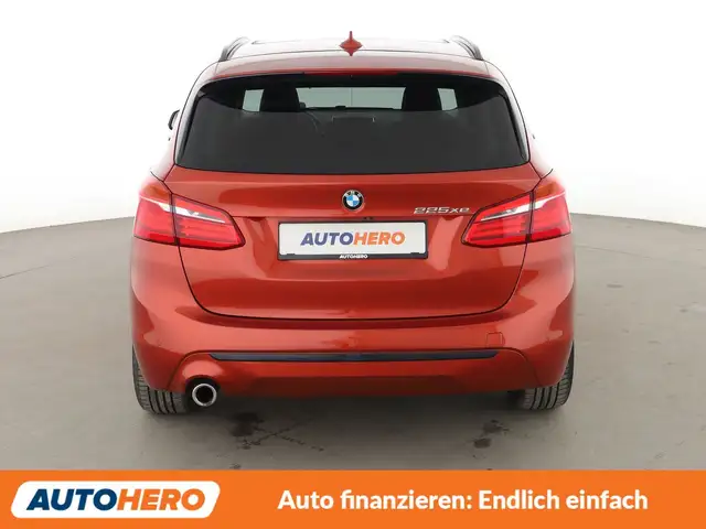 BMW 2 Series view 5