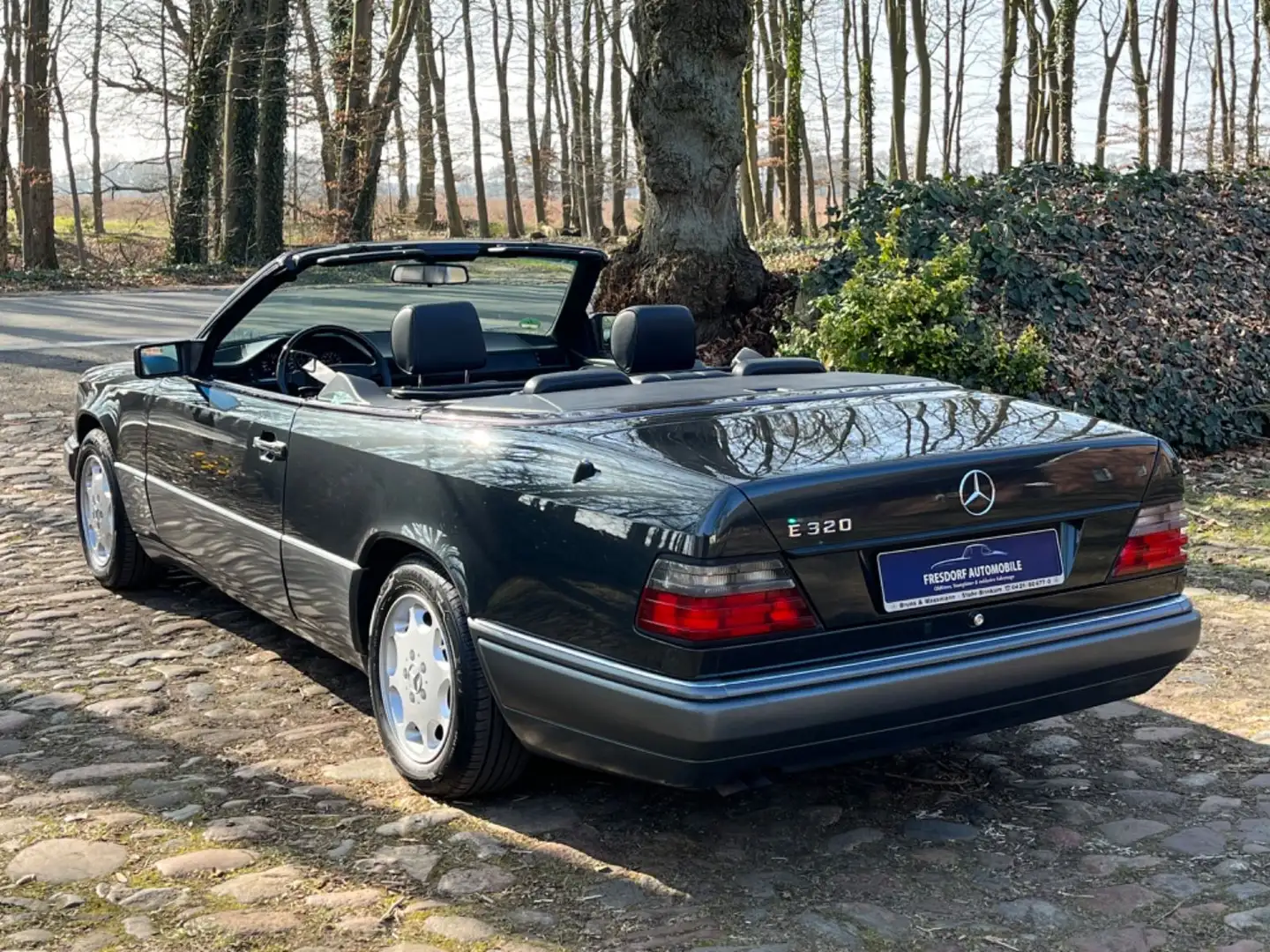 Mercedes-Benz E 320 E320 Sportline, 124er Cabriolet, top gepflegt! Чёрный - 2