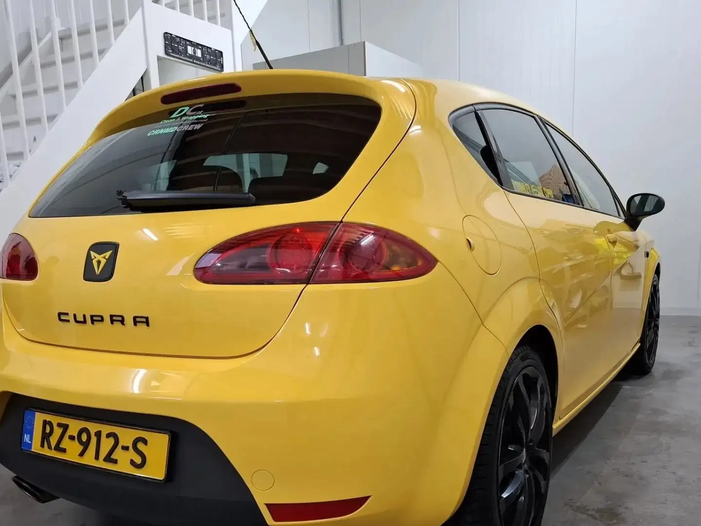 SEAT Leon 2.0 TFSI Cupra Geel - 2