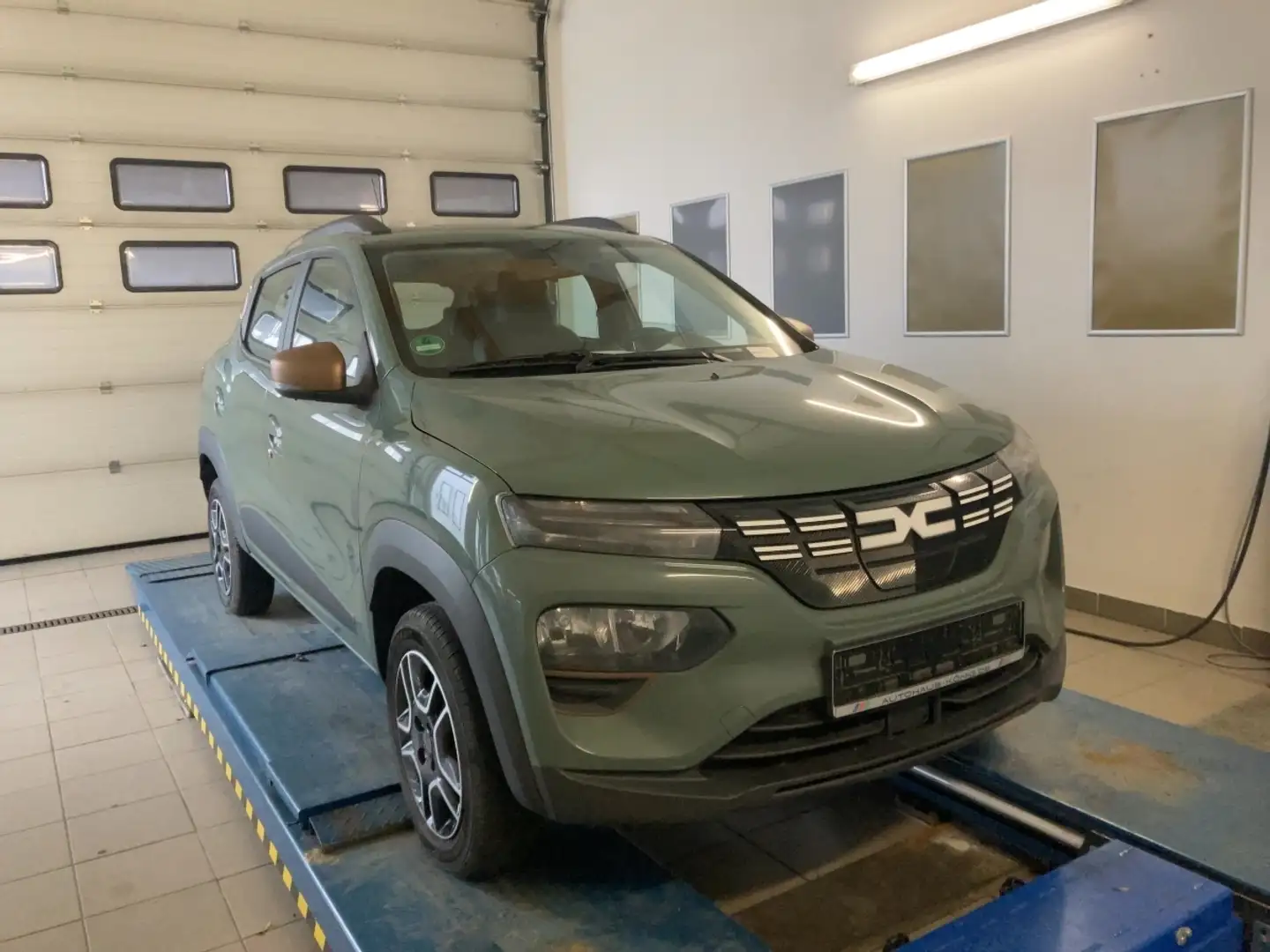 Dacia Spring Extreme - 2