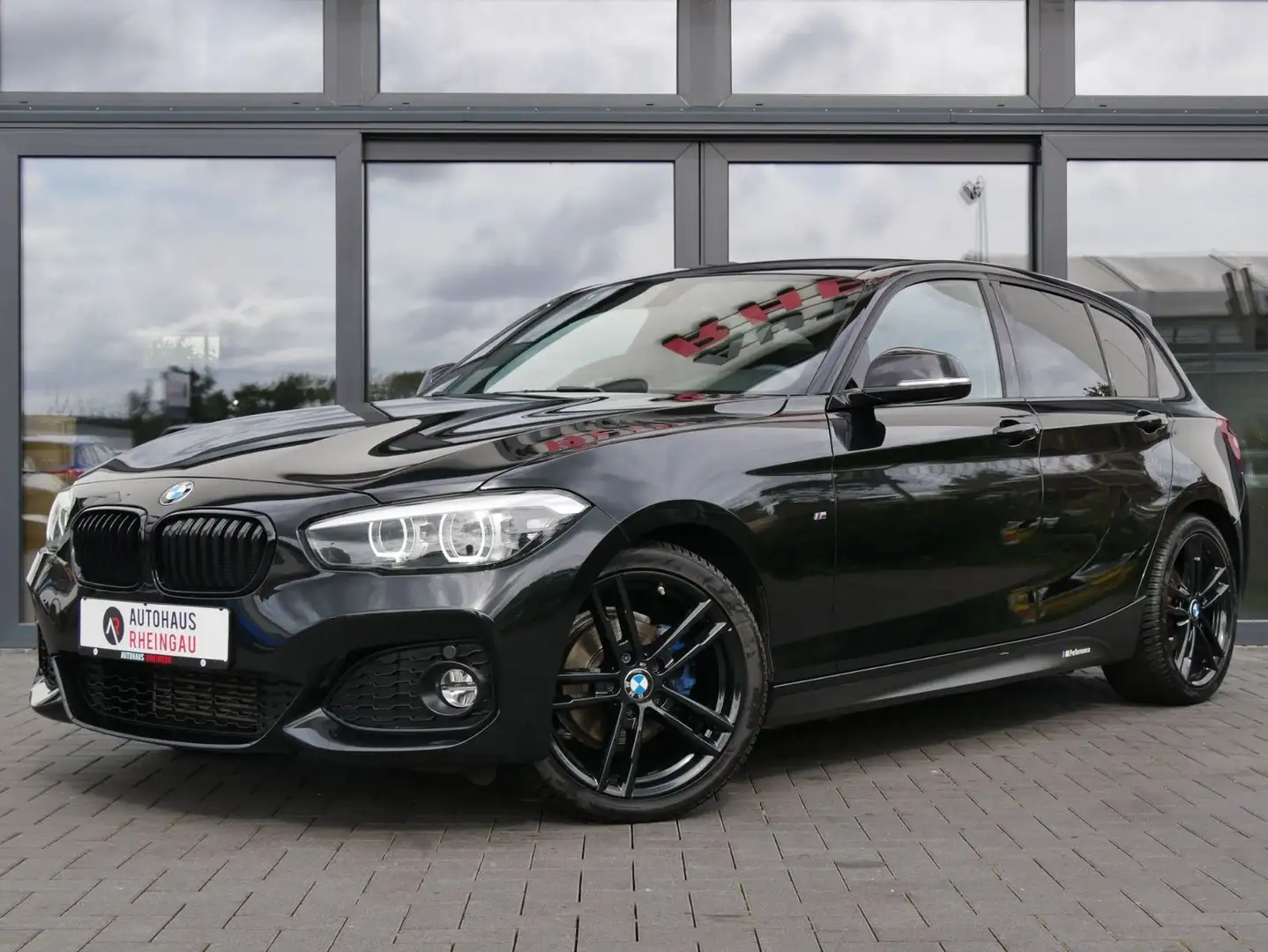 BMW 118 M-Sport Shadow LED/PDC/GARANTIE Schwarz - 1