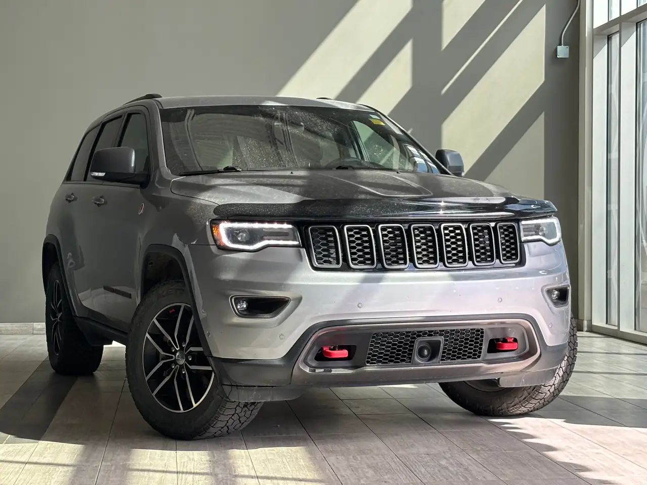 Jeep Grand Cherokee снимка Jeep Grand Cherokee