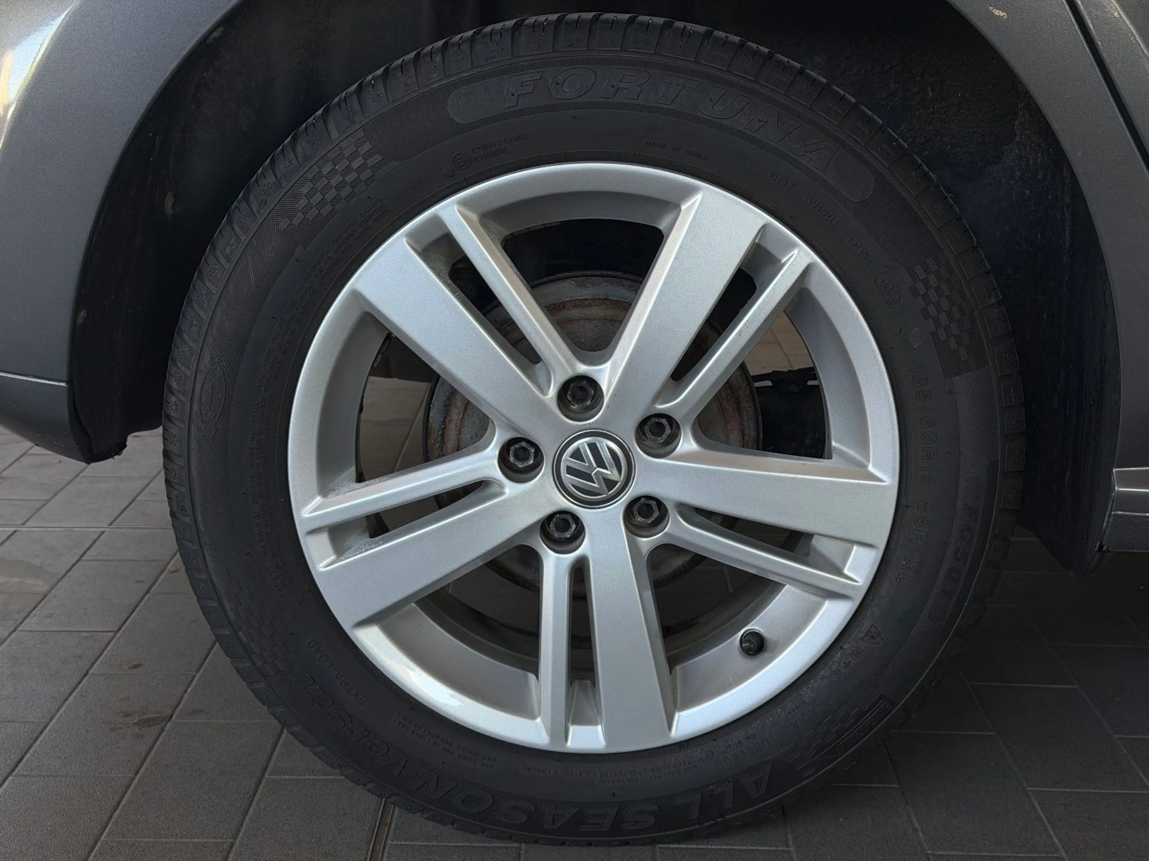 Volkswagen Polo 1.2 /KLIMA/LM-ALWETTER/TÜV NEU — photo 8