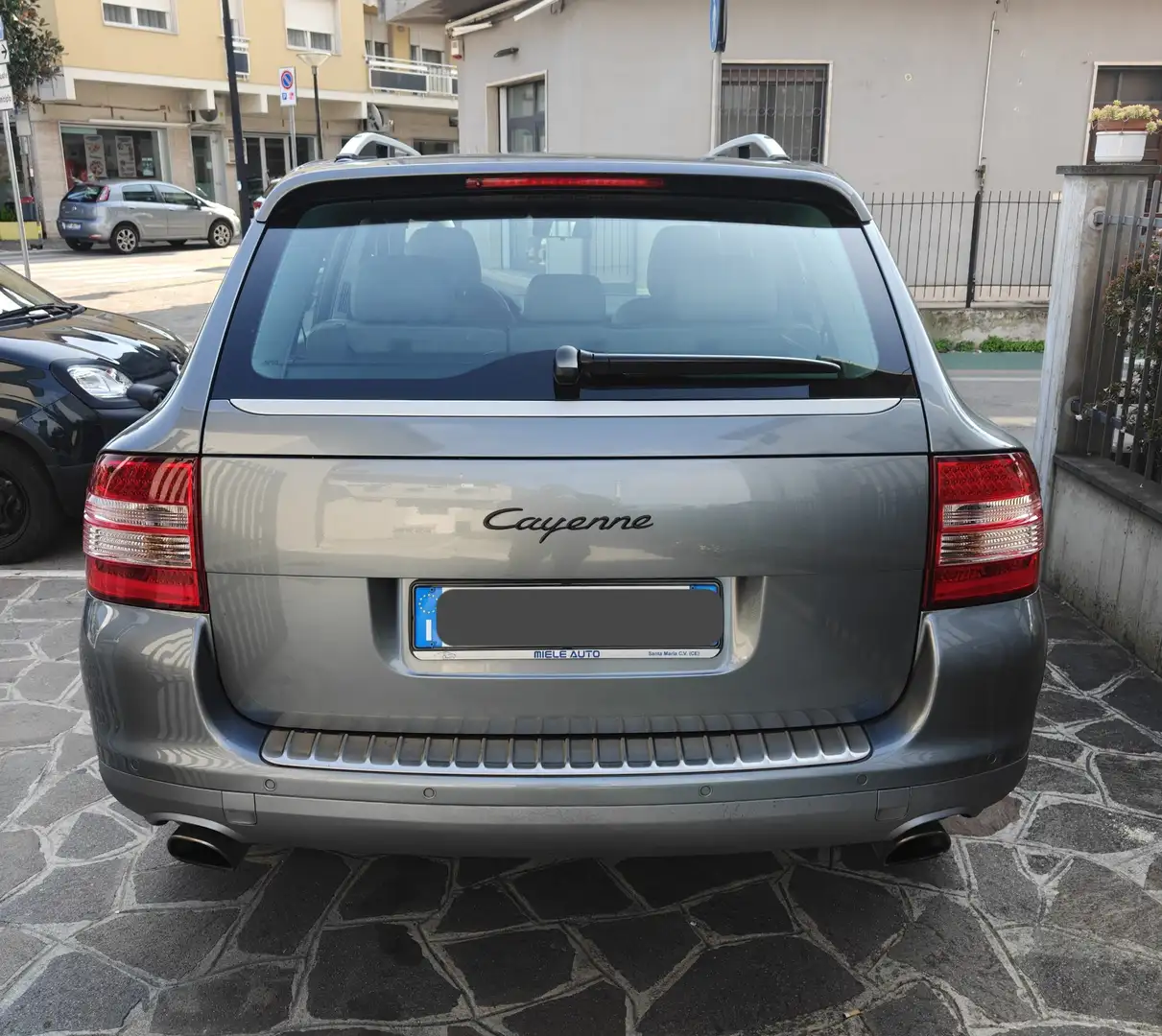 Porsche Cayenne 3.2 V6 GPL - 1