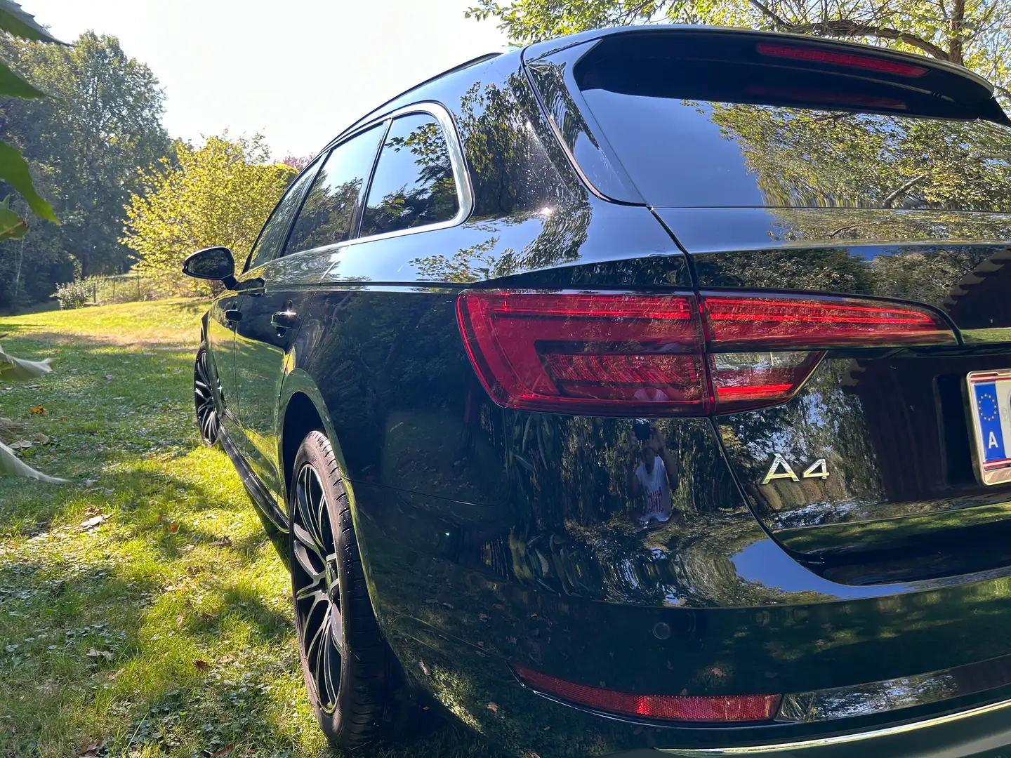 Audi A4 Audi A4 TDI 2.0Sport Schwarz - 2