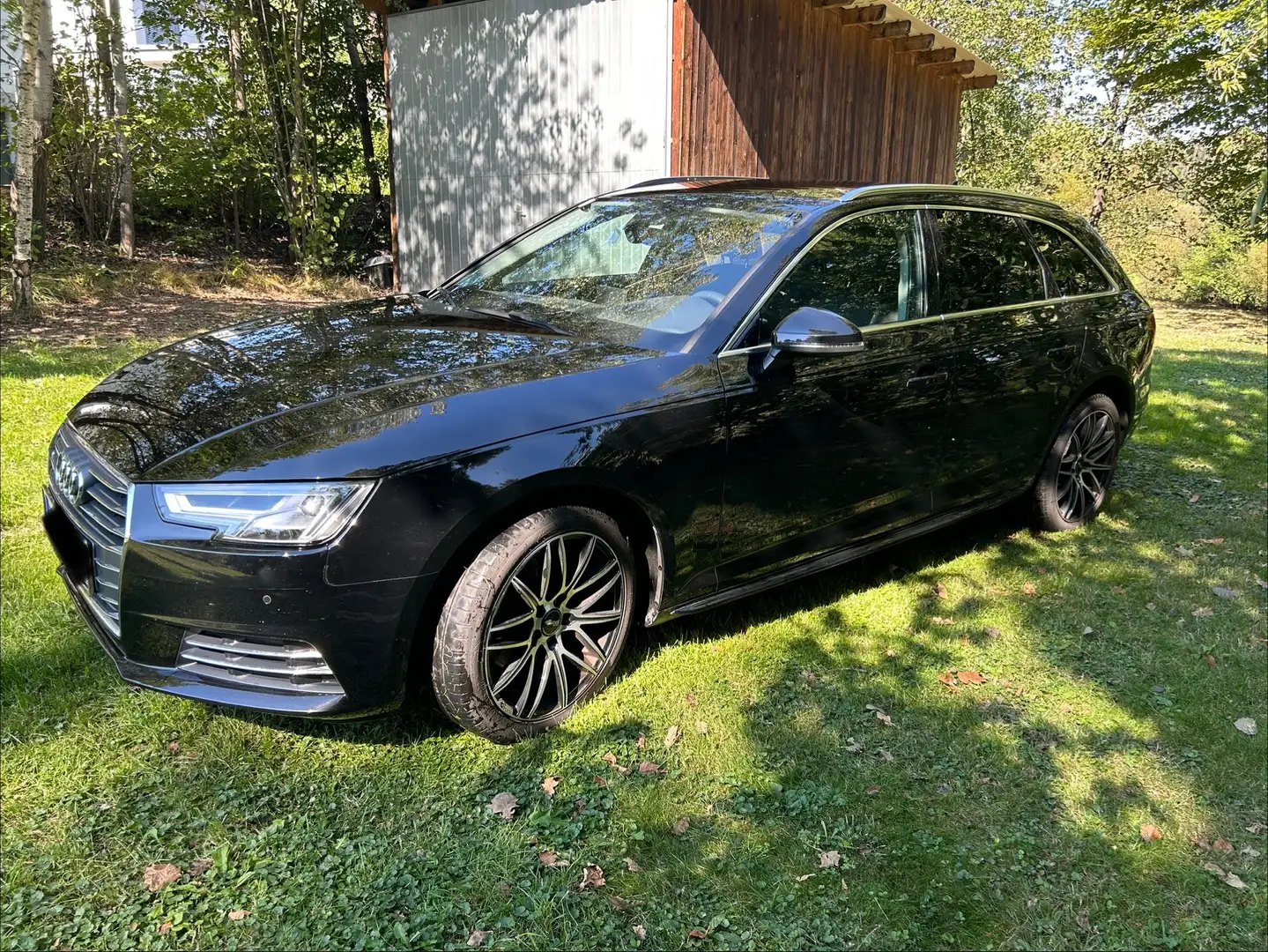 Audi A4 Audi A4 TDI 2.0Sport Schwarz - 1