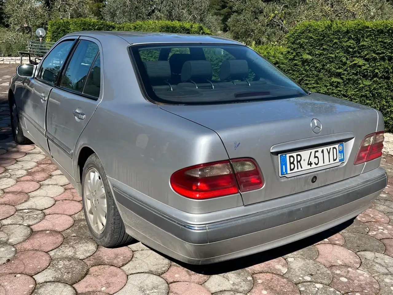 Mercedes-Benz E 270 td cdi Elegance, foto 2