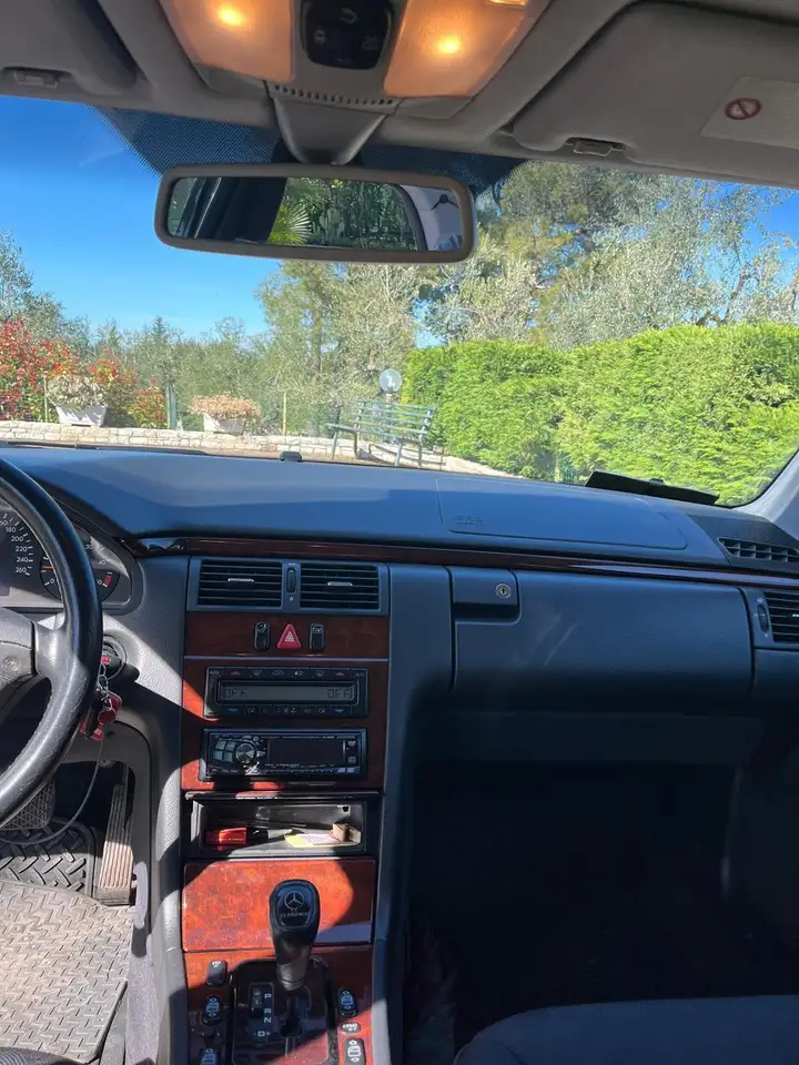 Mercedes-Benz E 270 td cdi Elegance, foto 9