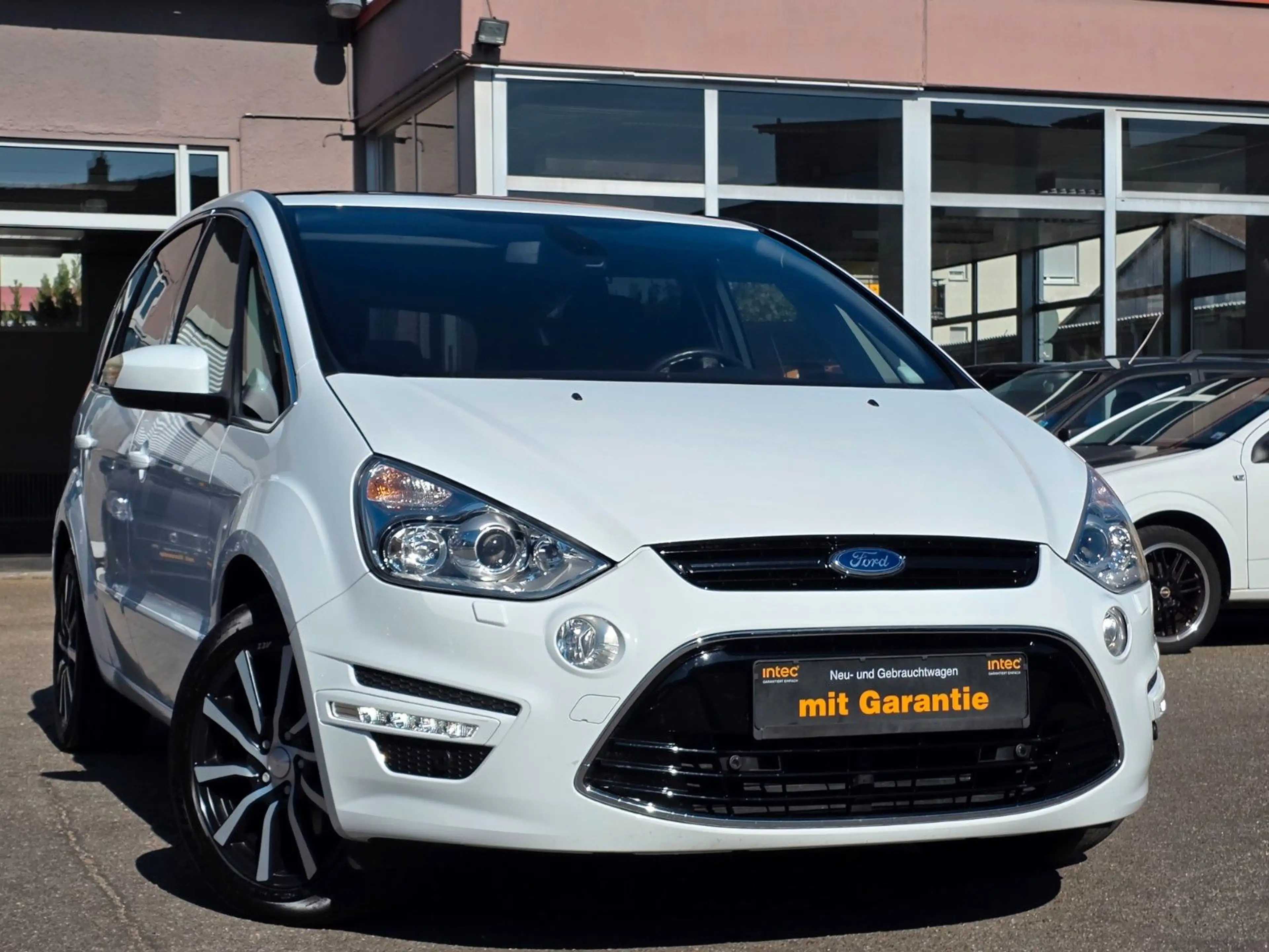Ford S-Max Titanium*7 SITZER*NAVI*KLIMA*PDC*SCHHFT*