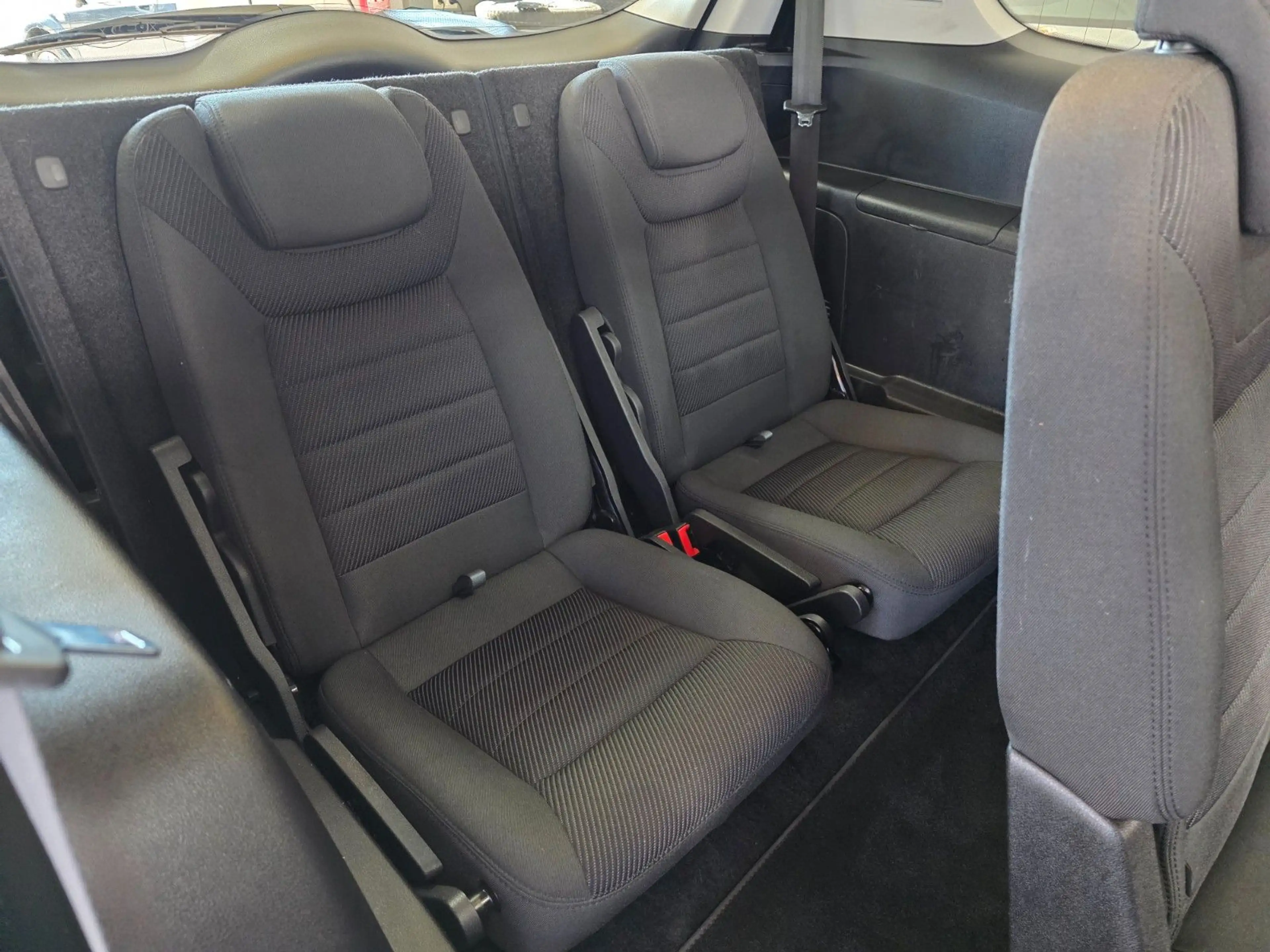 Ford S-Max Titanium*7 SITZER*NAVI*KLIMA*PDC*SCHHFT* — photo 14