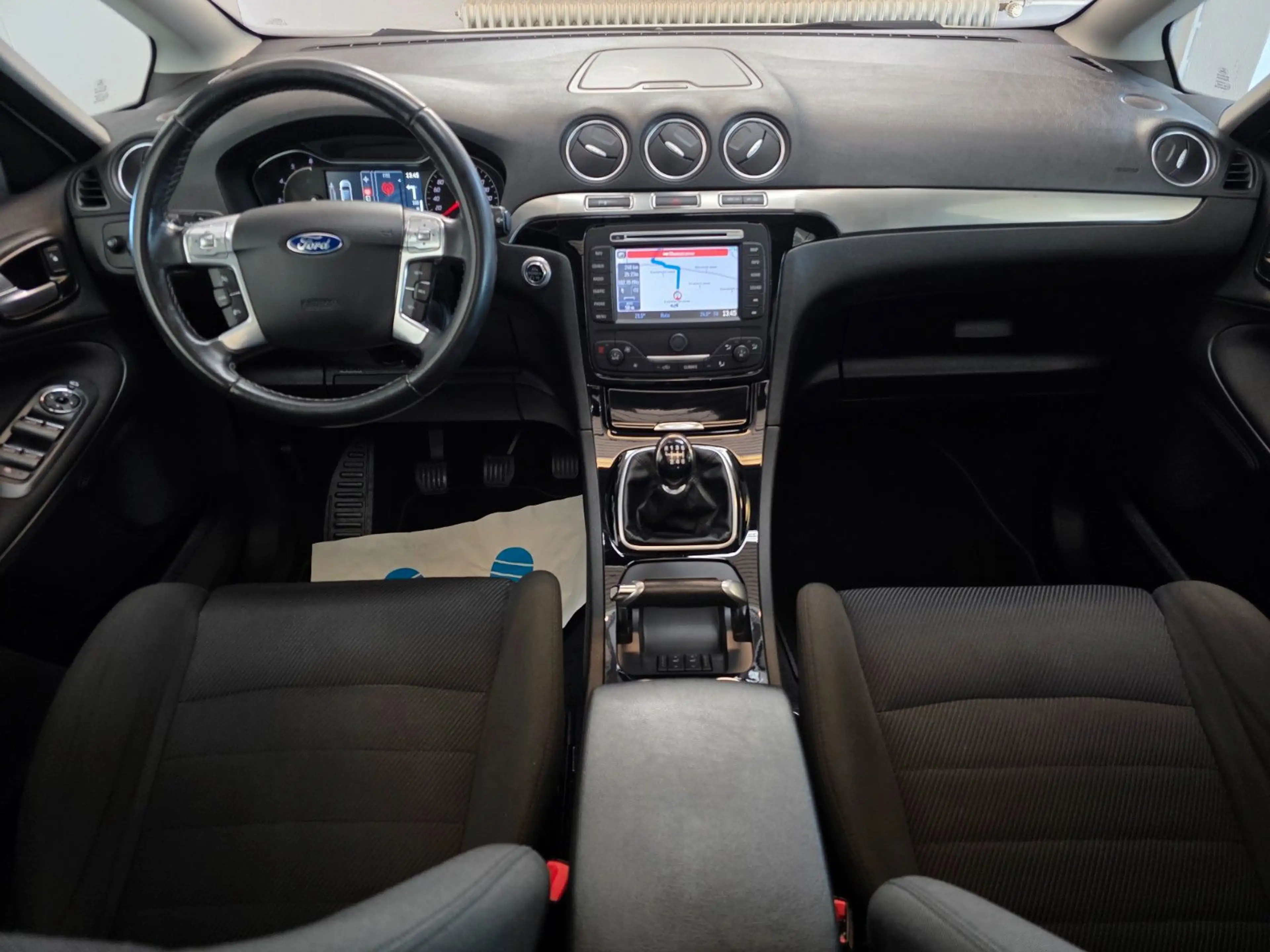 Ford S-Max Titanium*7 SITZER*NAVI*KLIMA*PDC*SCHHFT* — photo 8