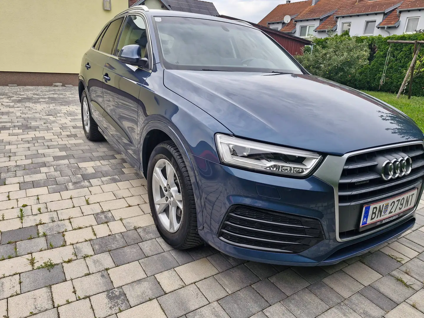 Audi Q3 Q3 2,0 TDI quattro S-tronic Blau - 2