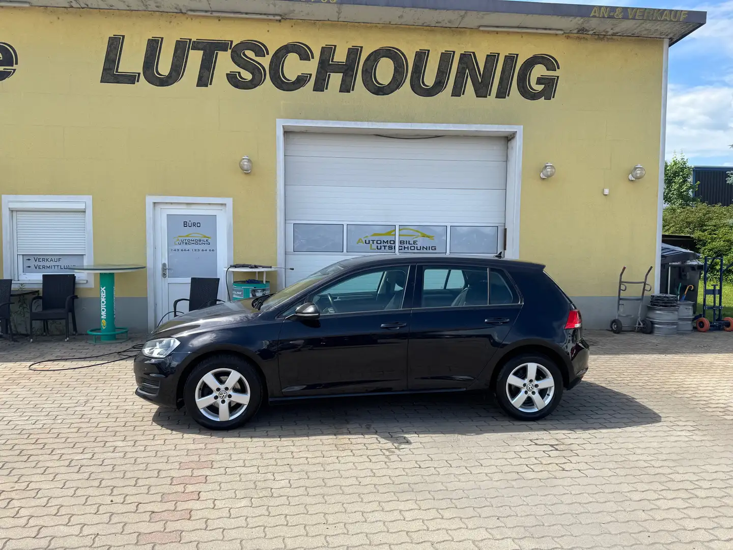 Volkswagen Golf 1.6 TDI Comfort-Line 105 PS Schwarz - 2