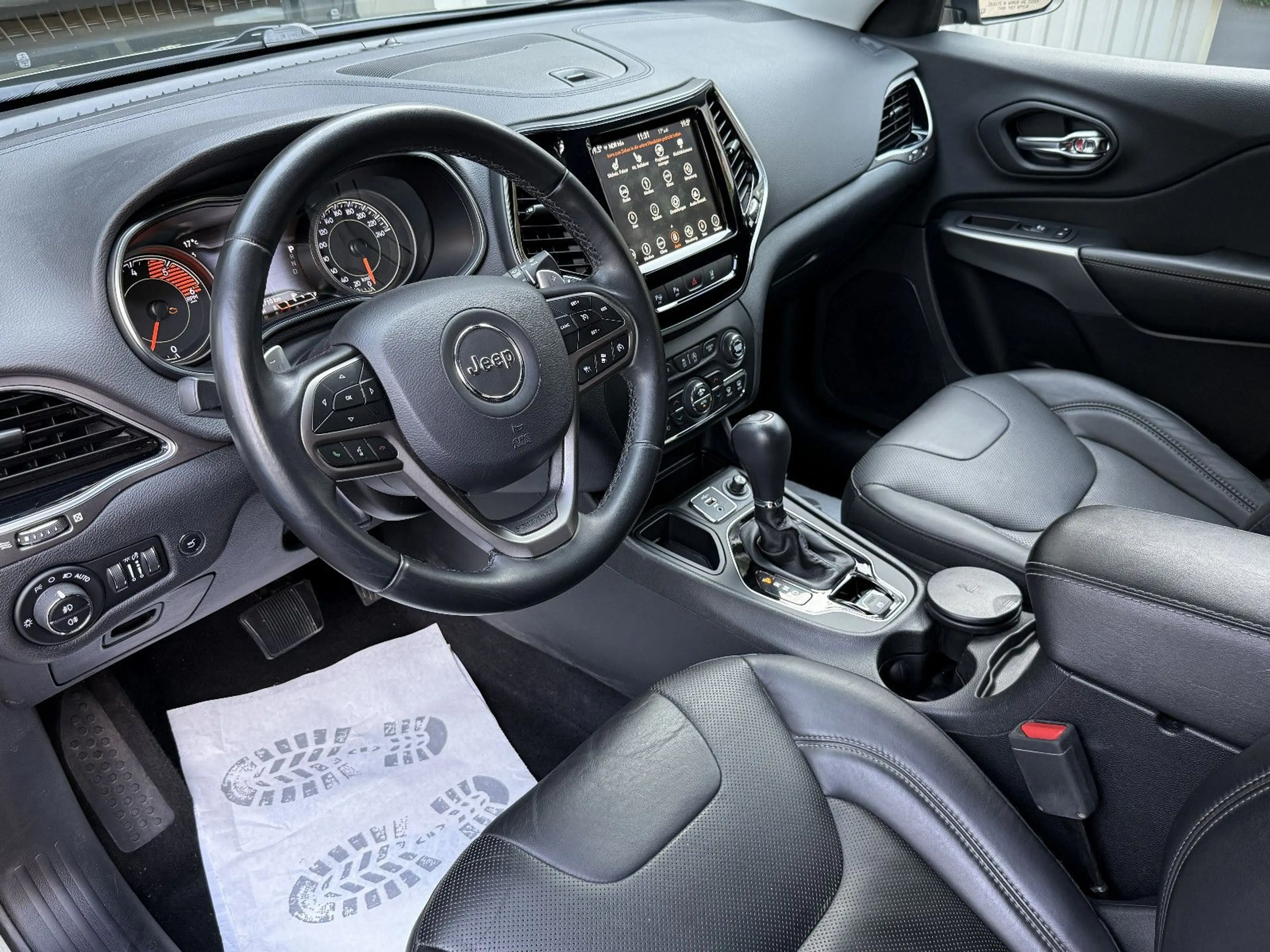 Jeep Cherokee Limited 2.2 M-Jet Limited 4x2+XENON+ACC — photo 10