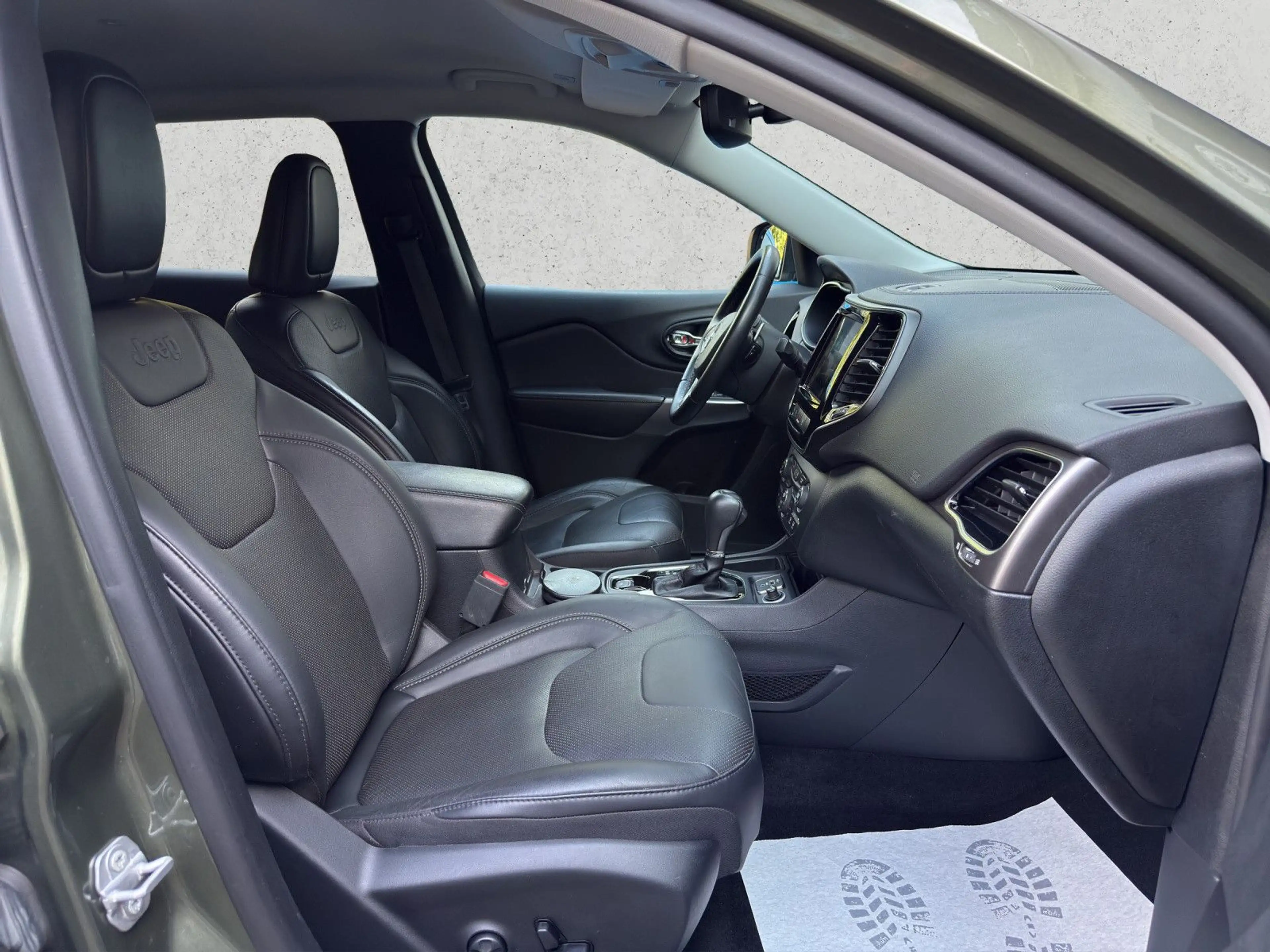 Jeep Cherokee Limited 2.2 M-Jet Limited 4x2+XENON+ACC — photo 14