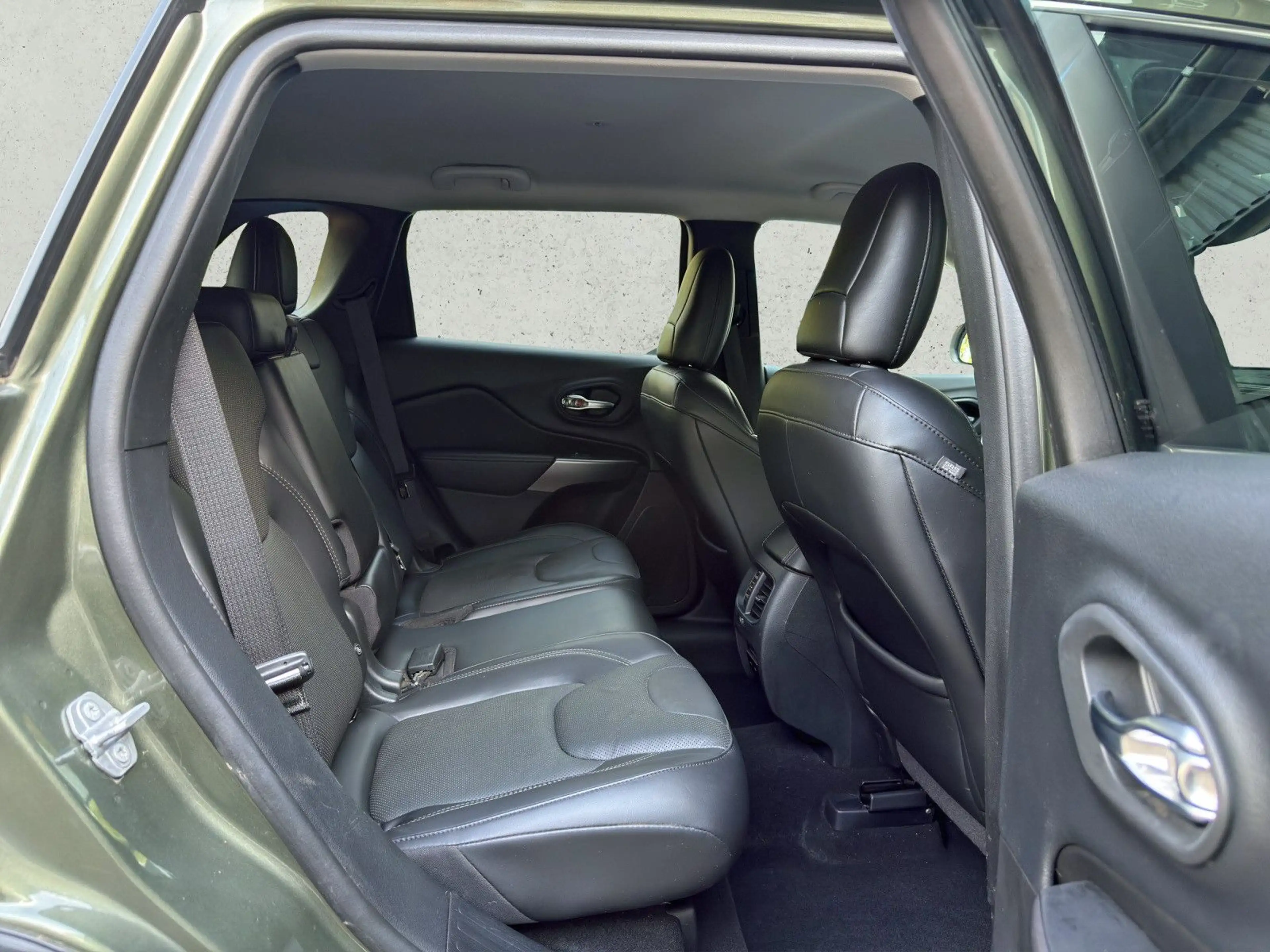 Jeep Cherokee Limited 2.2 M-Jet Limited 4x2+XENON+ACC — photo 13