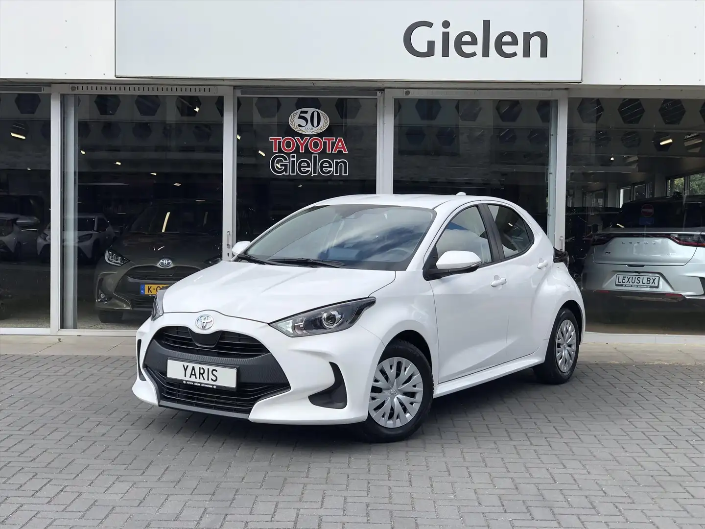 Toyota Yaris 1.0 VVT-i Active | Apple Carplay/Android auto, Lic Wit - 1