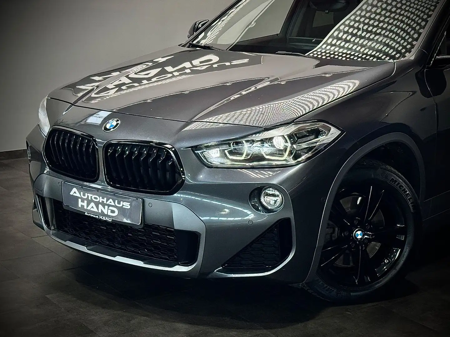 BMW X2 *xDRIVE*25d*M-SPORT X*HEAD-UP*H&K*PANO*1.HAND* Grau - 2