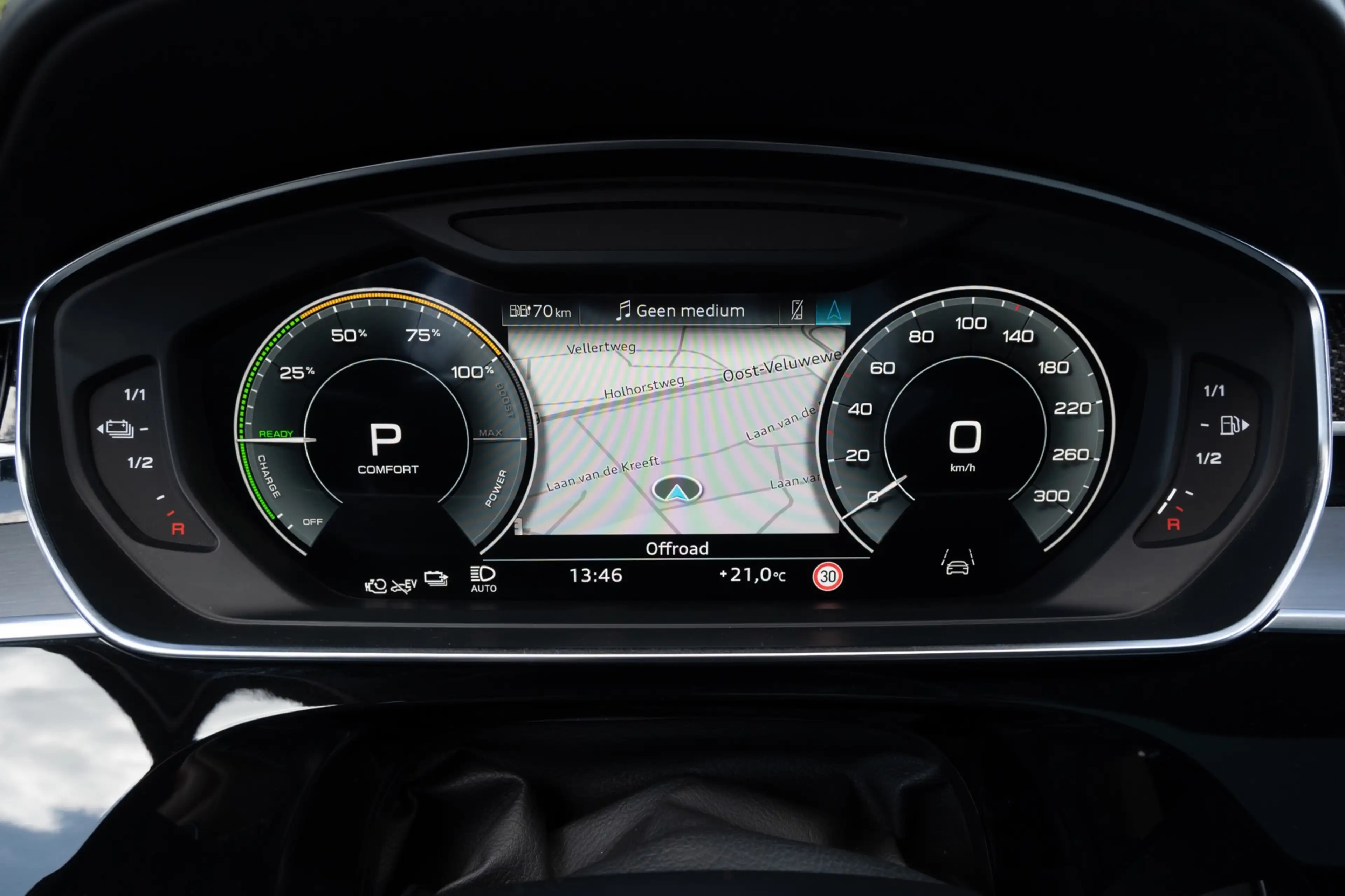 Audi A8 60 TFSI e quattro FULL OPTIONS! B&O+ Pano — photo 46