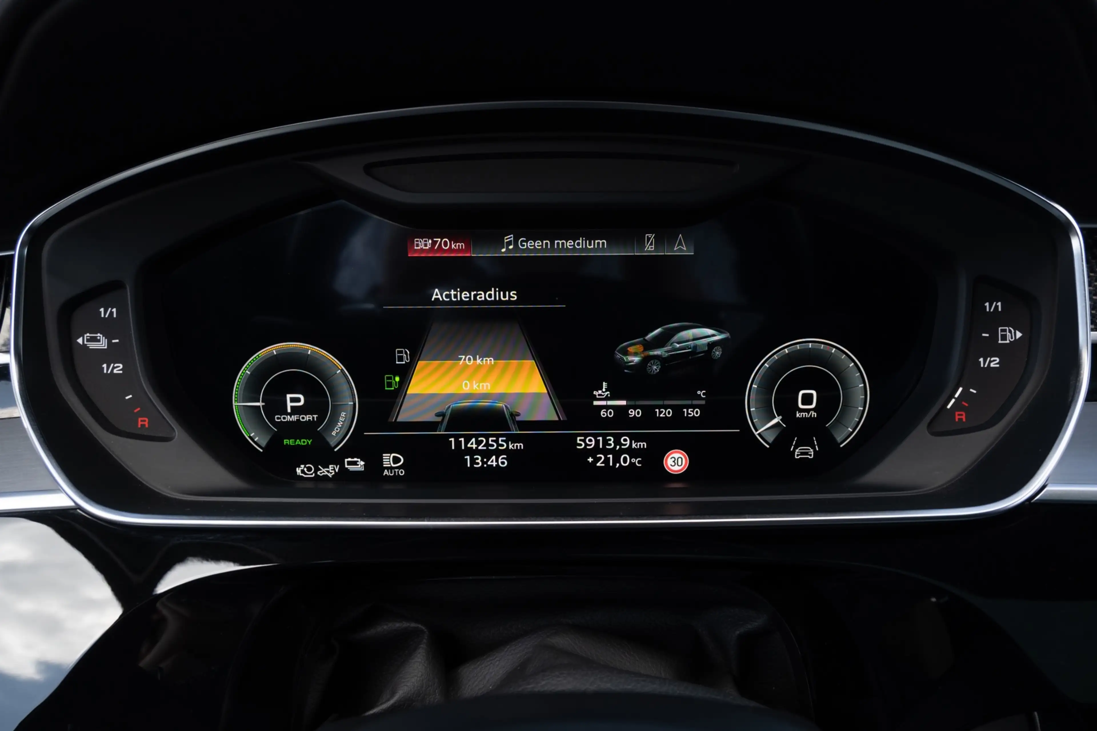 Audi A8 60 TFSI e quattro FULL OPTIONS! B&O+ Pano — photo 47