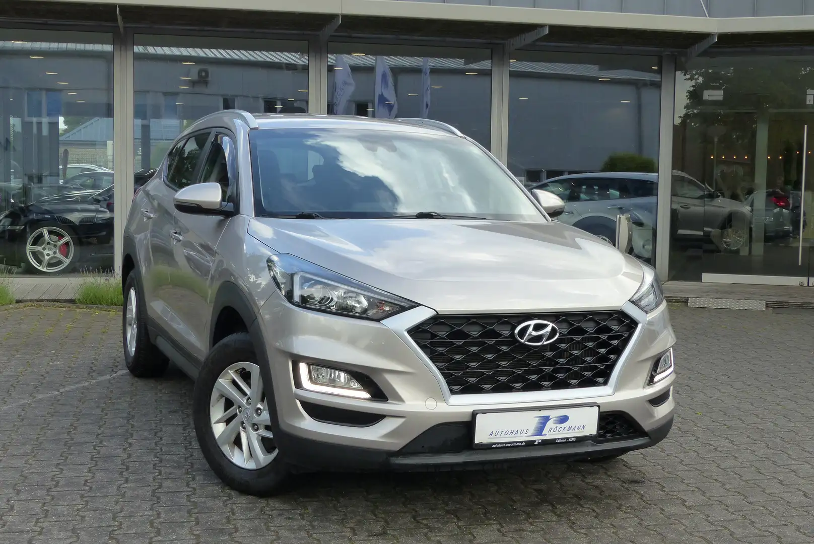 Hyundai TUCSON CRDI  AHK Kamera SHZ AppLink Grau - 1