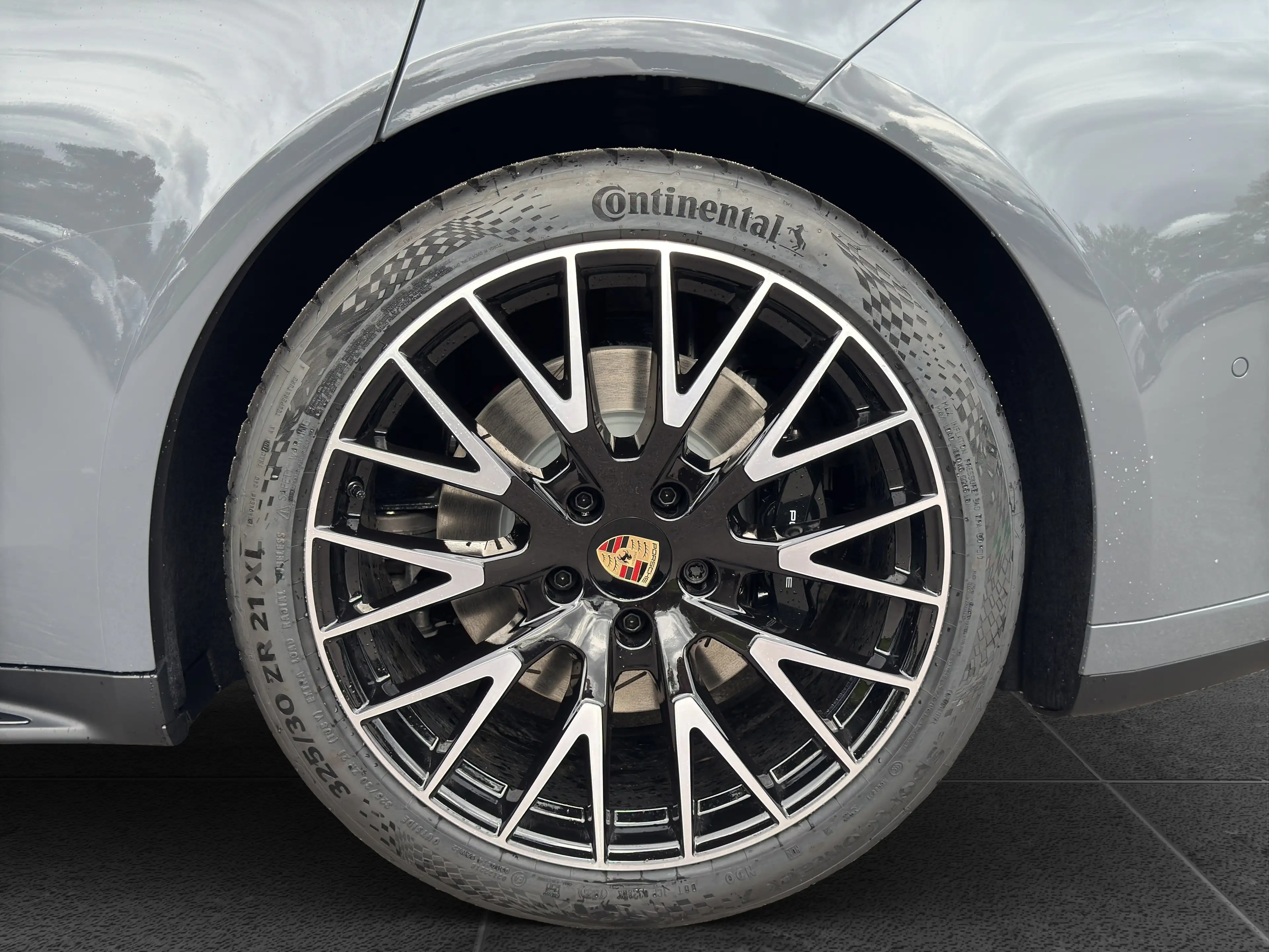 Porsche Panamera 4S E-Hybrid | SportDesign Paket | BOSE — photo 8