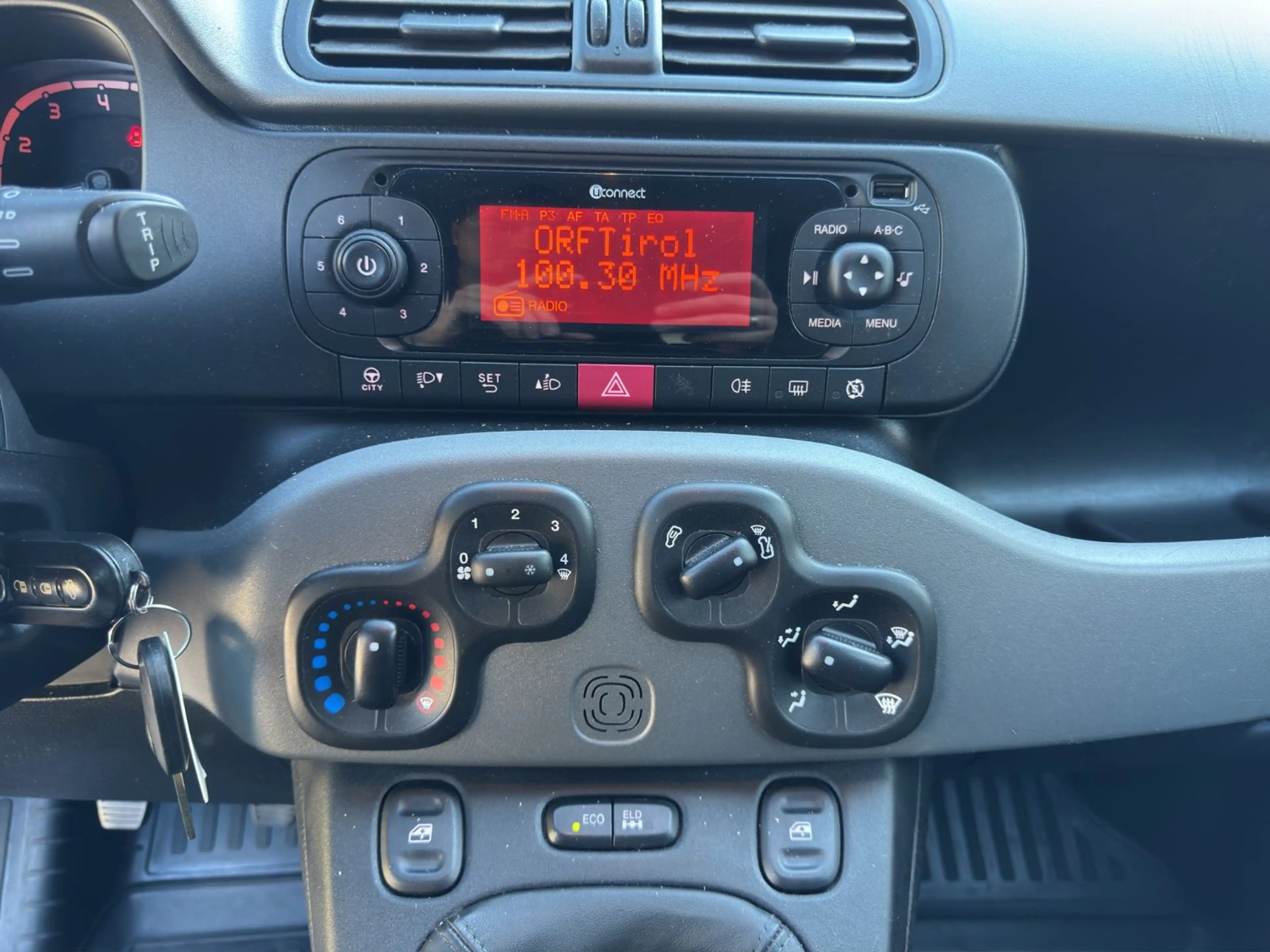 Fiat Panda TwinAir 85 4x4 Wild AHK — photo 13