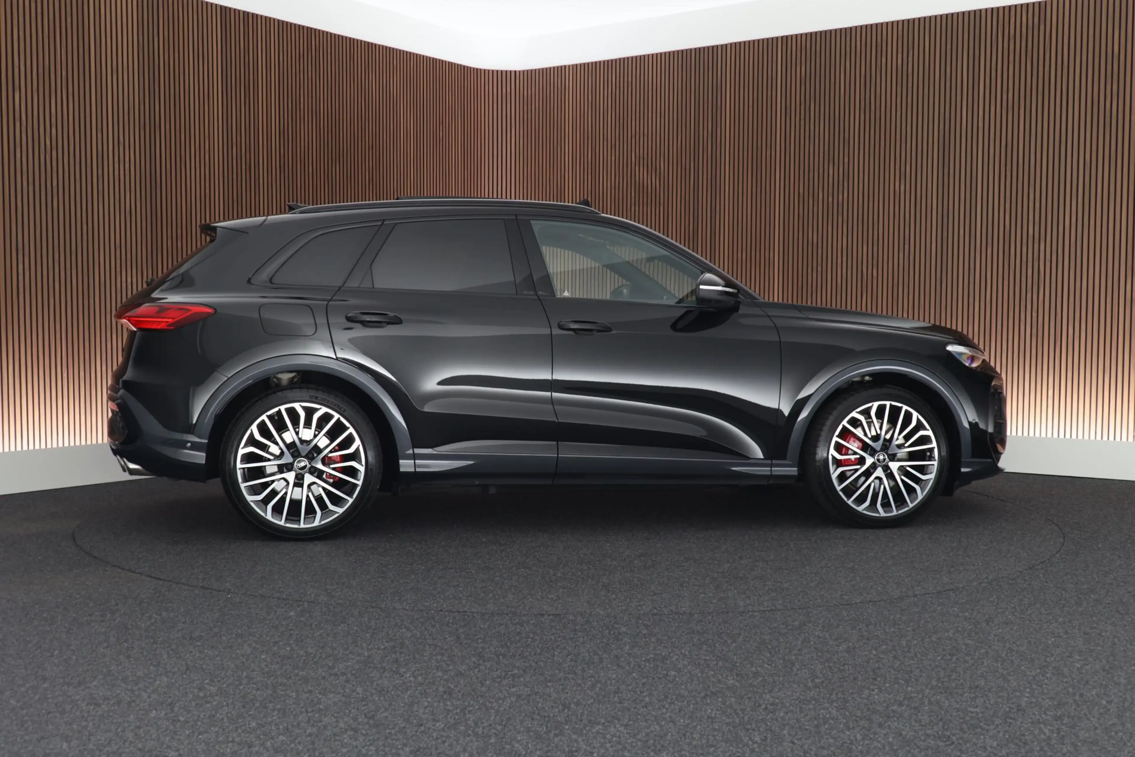 Audi SQ5 3.0 TFSI V6 367pk quattro Luchtvering Head-Up Pano — photo 13