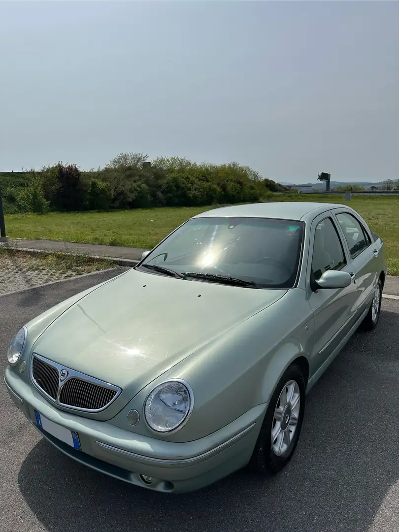 Lancia Lybra 1.9 jtd 115cv - 1
