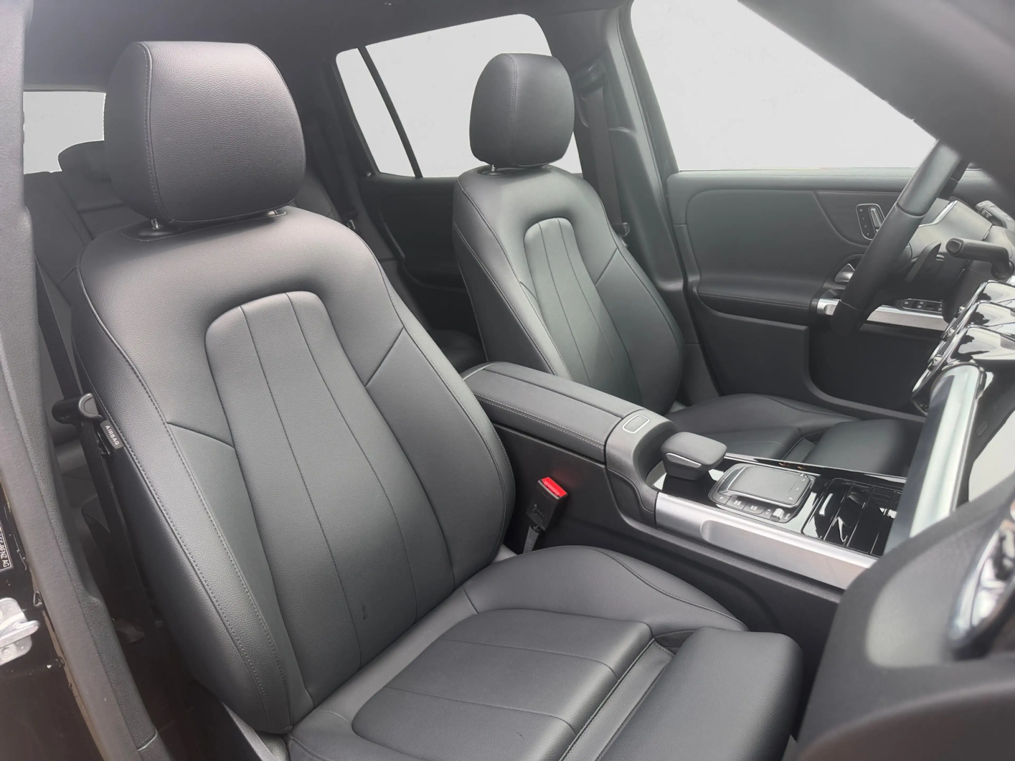 Mercedes-Benz EQB 250 250+ Luxury Line 71 kWh Aut- SOH 99%, Panoramadak, — photo 3