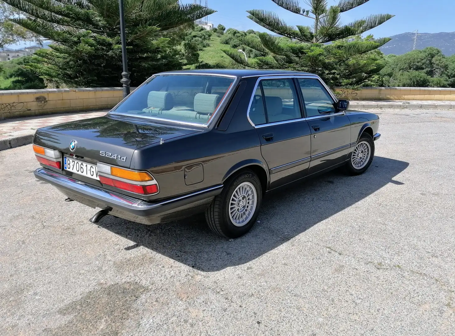 BMW 524 524 td Brązowy - 2